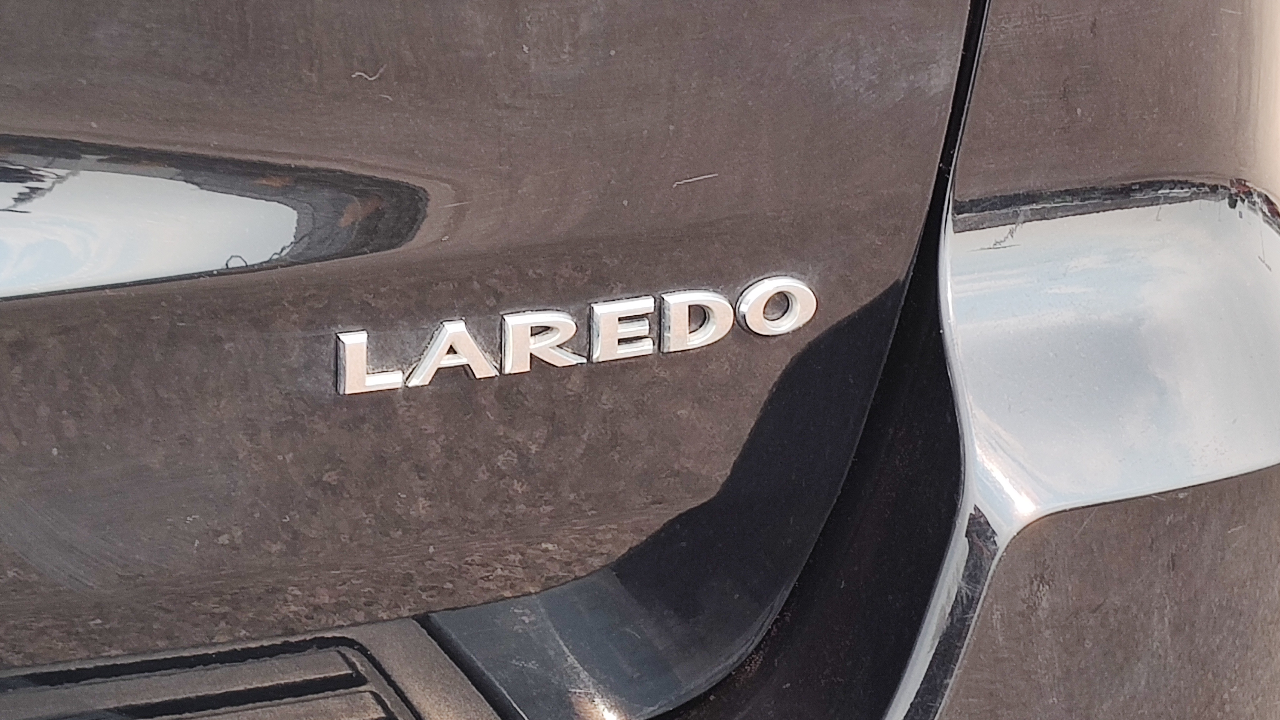 2018 Jeep Grand Cherokee Laredo E 24