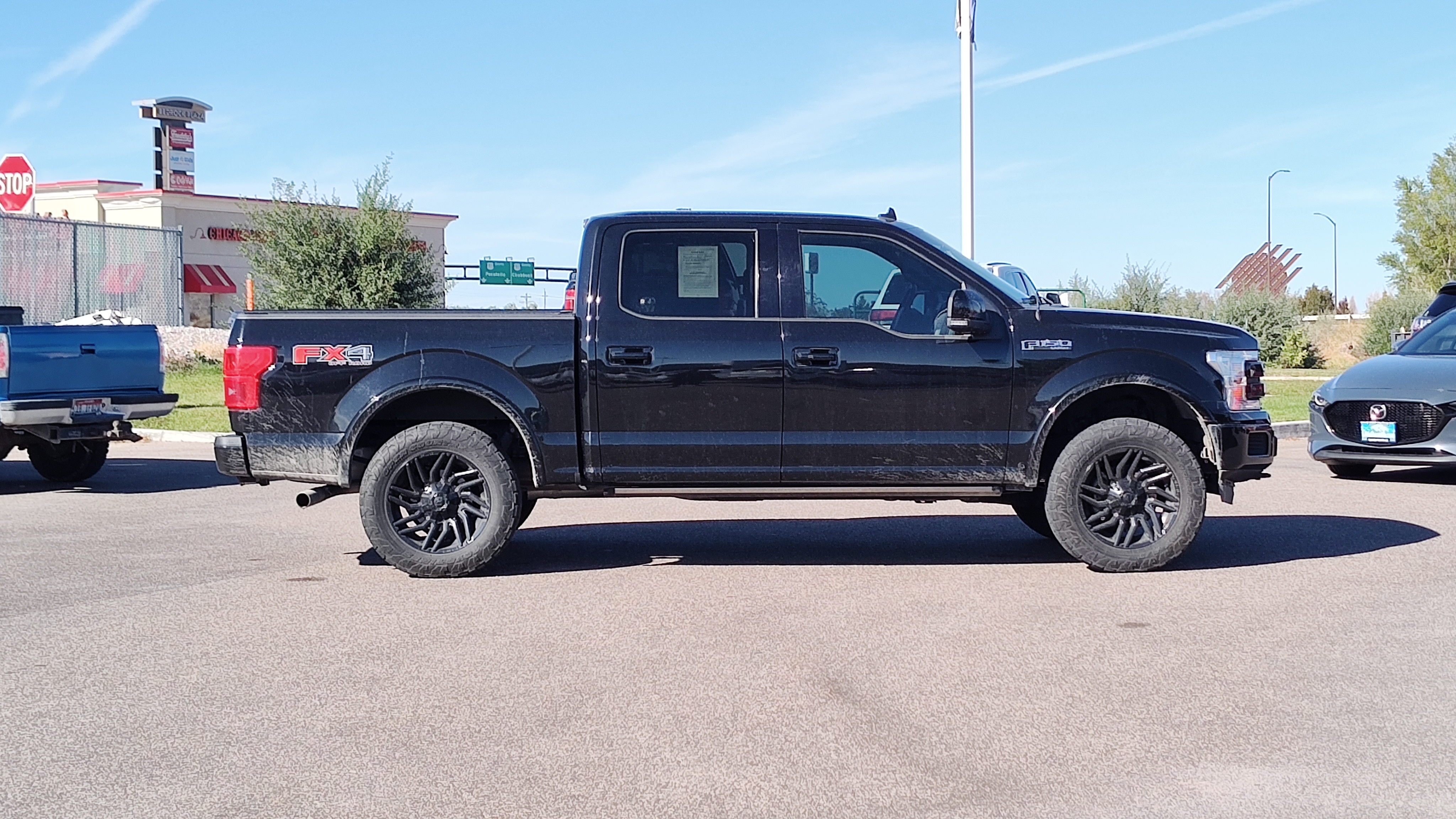 2018 Ford F-150 LARIAT 4WD SuperCrew 5.5 Box 13