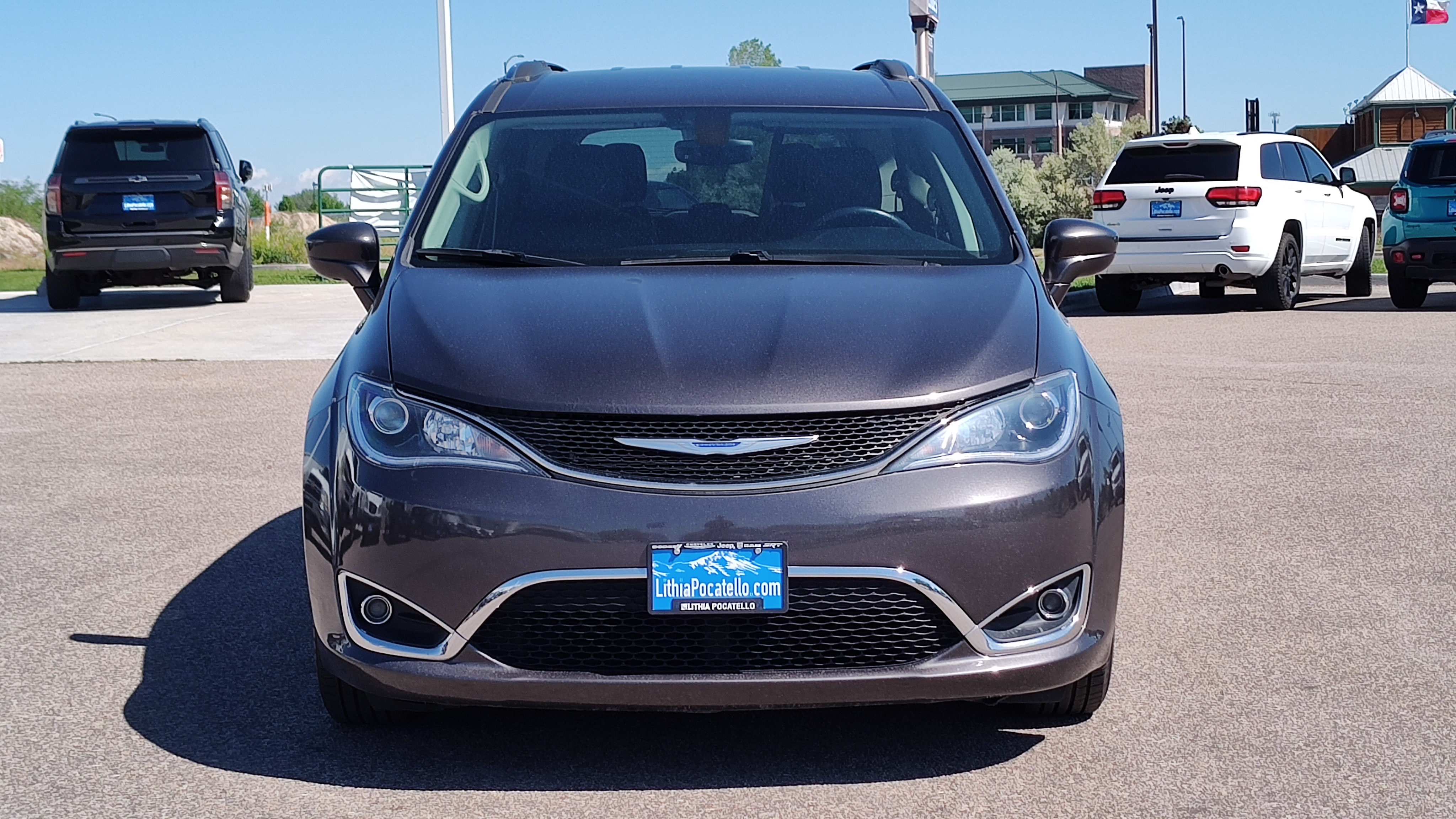 2019 Chrysler Pacifica Touring L 6