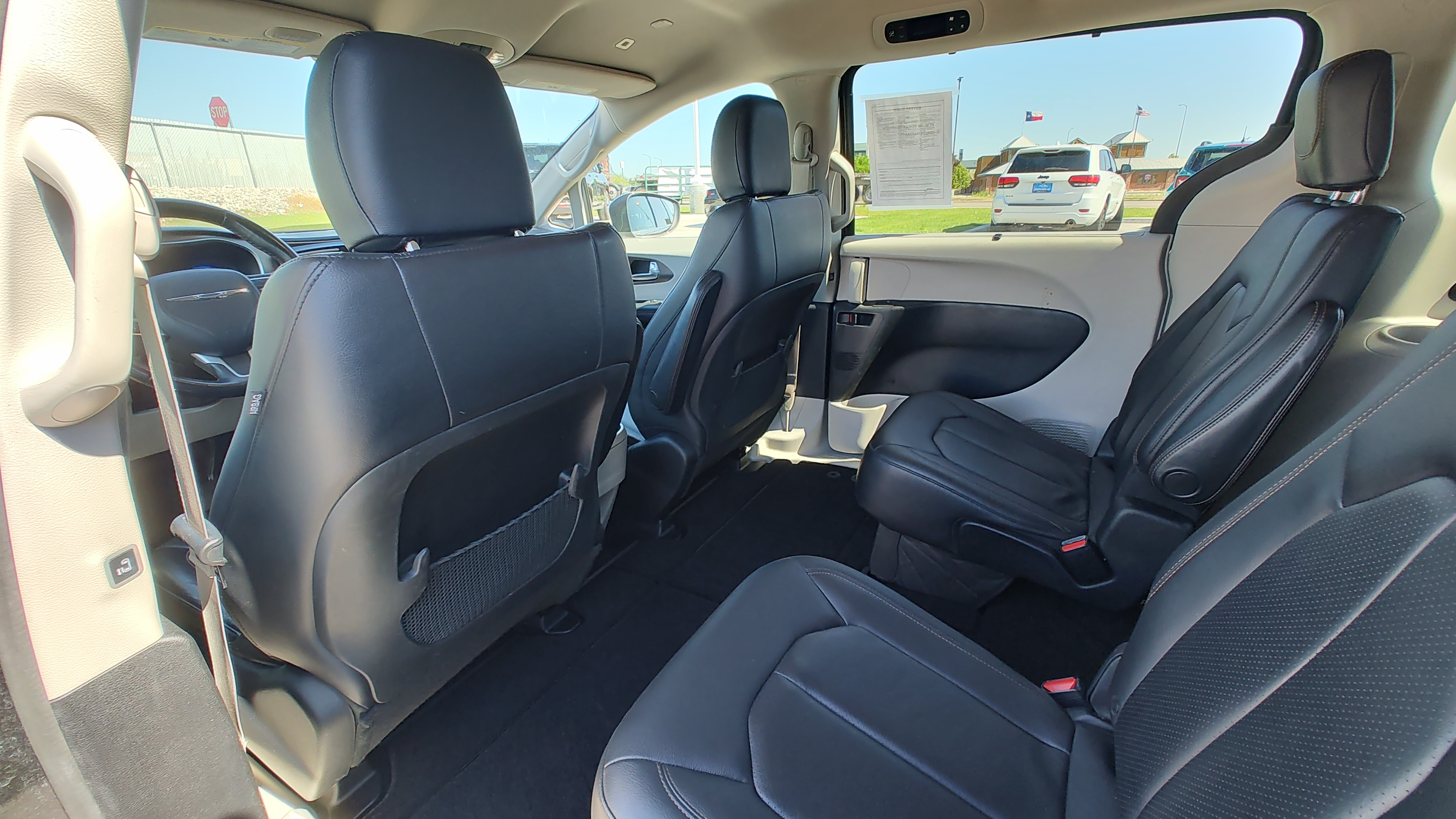 2019 Chrysler Pacifica Touring L 12