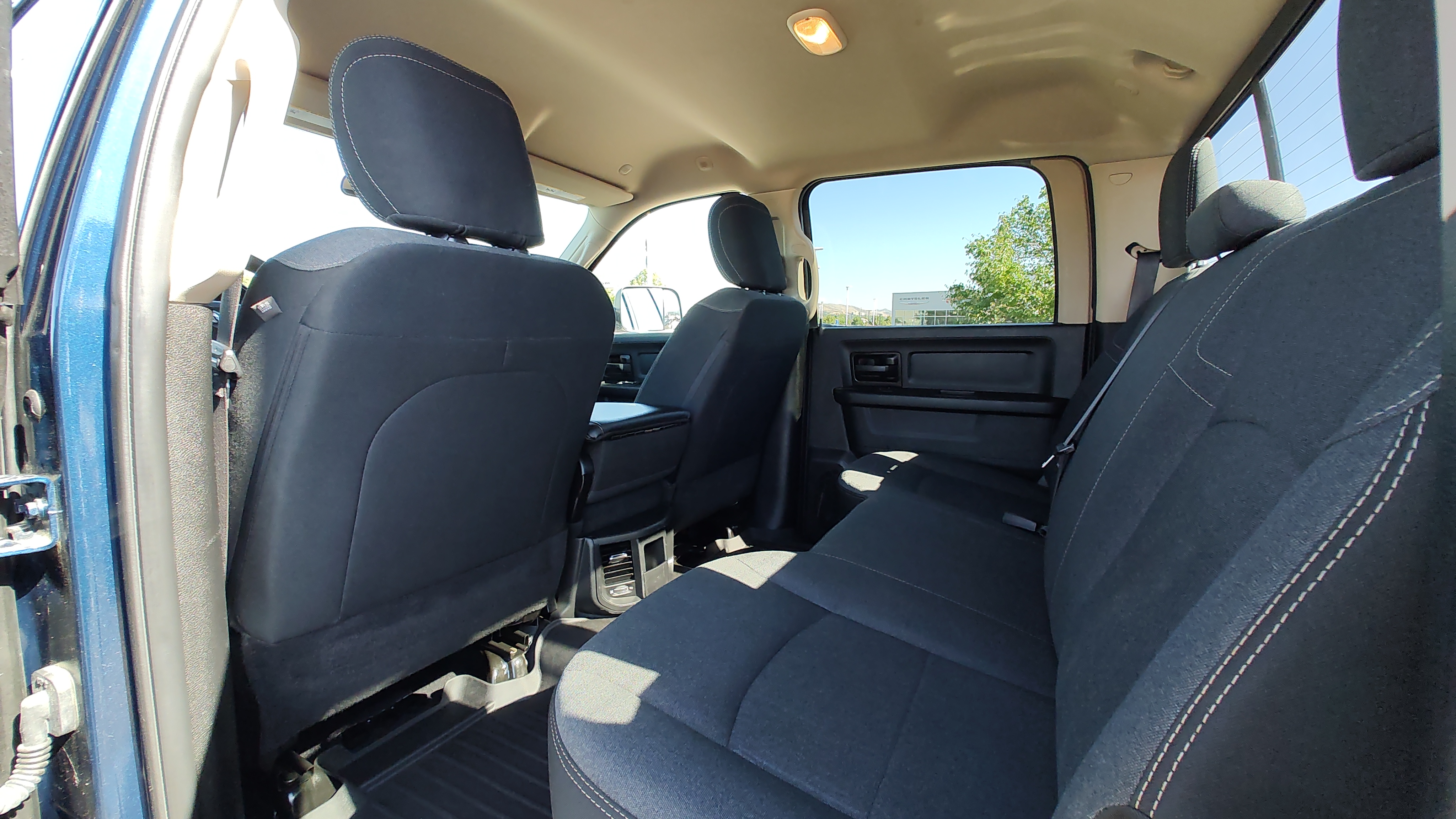 2020 Ram 2500 Tradesman 4x4 Crew Cab 64 Box 12