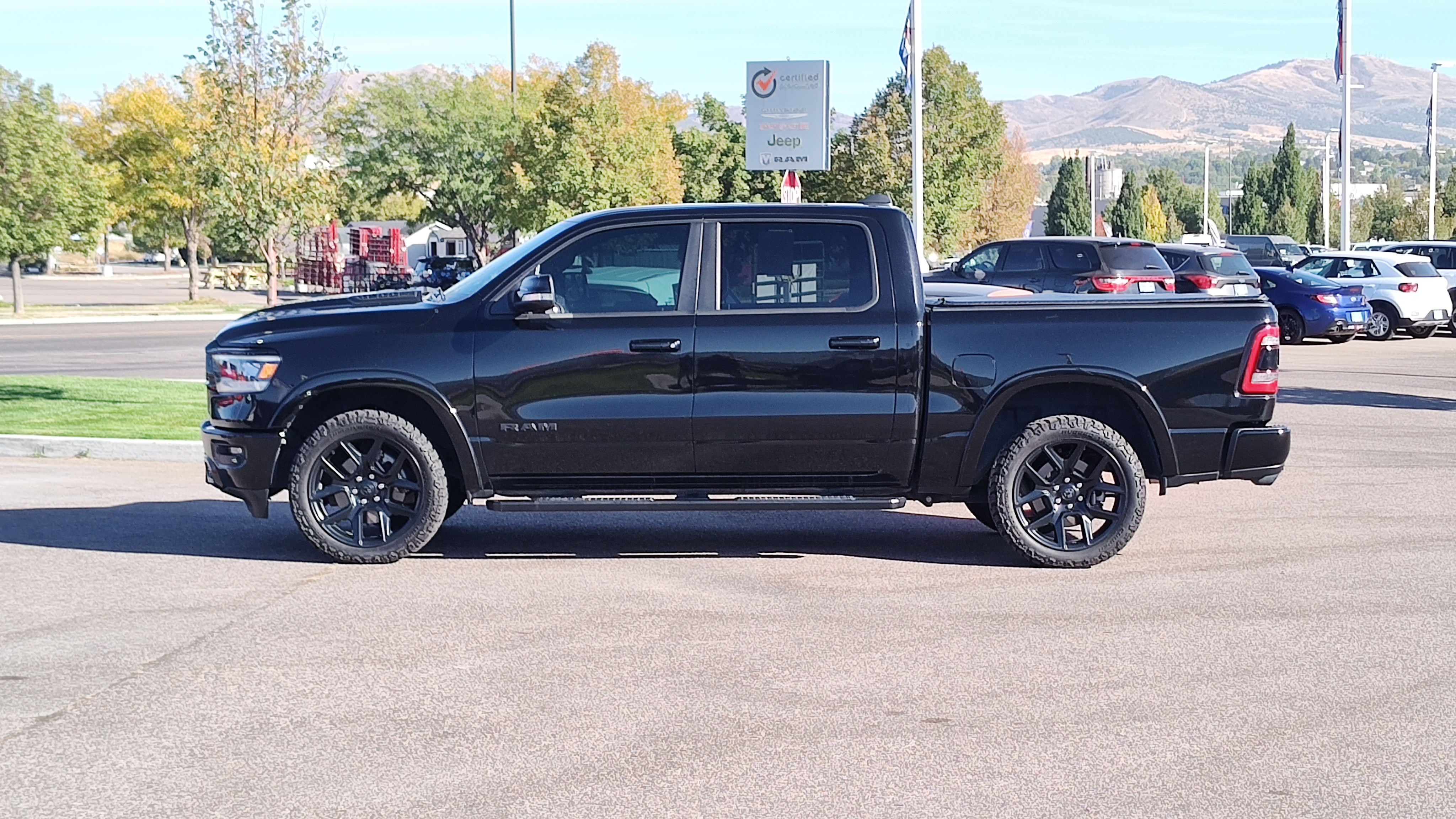 2020 Ram 1500 Laramie 4x4 Crew Cab 57 Box 3