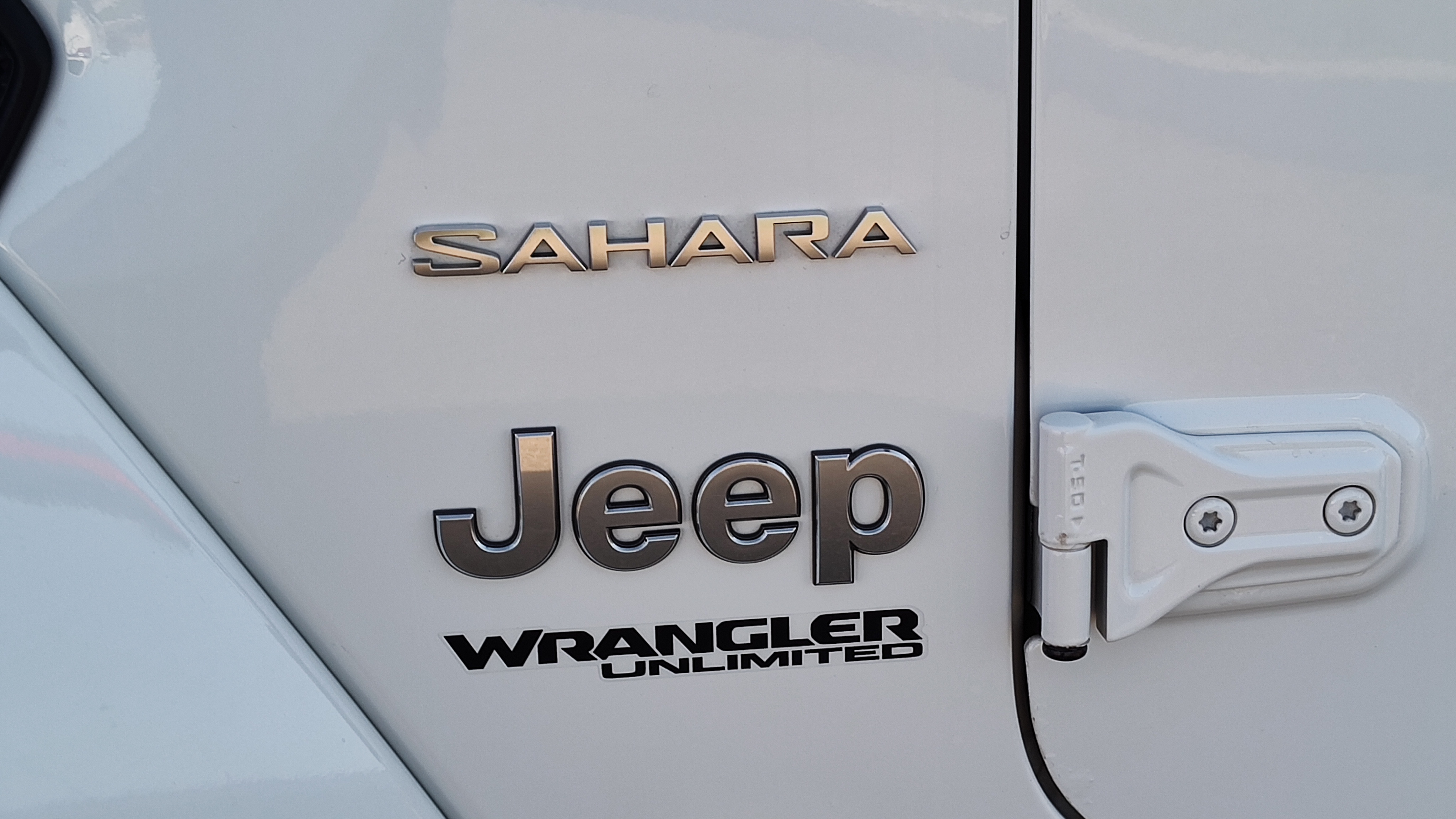 2020 Jeep Wrangler Unlimited Sahara 7