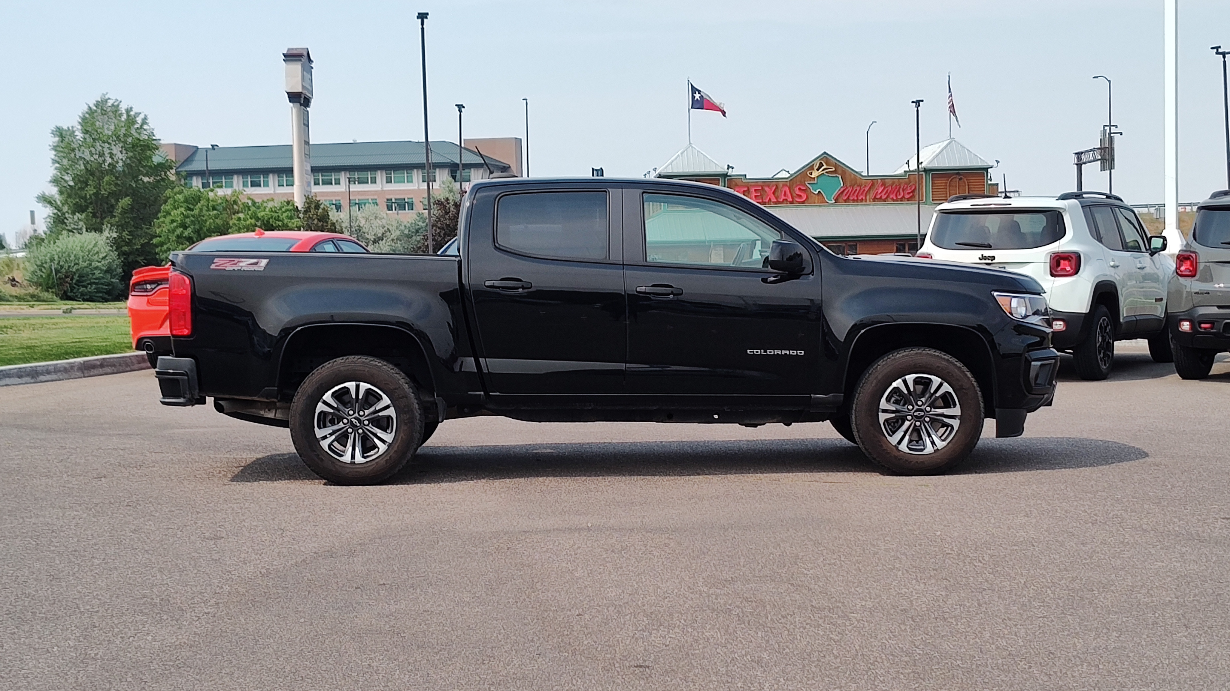 2021 Chevrolet Colorado 4WD Z71 Crew Cab 128 24