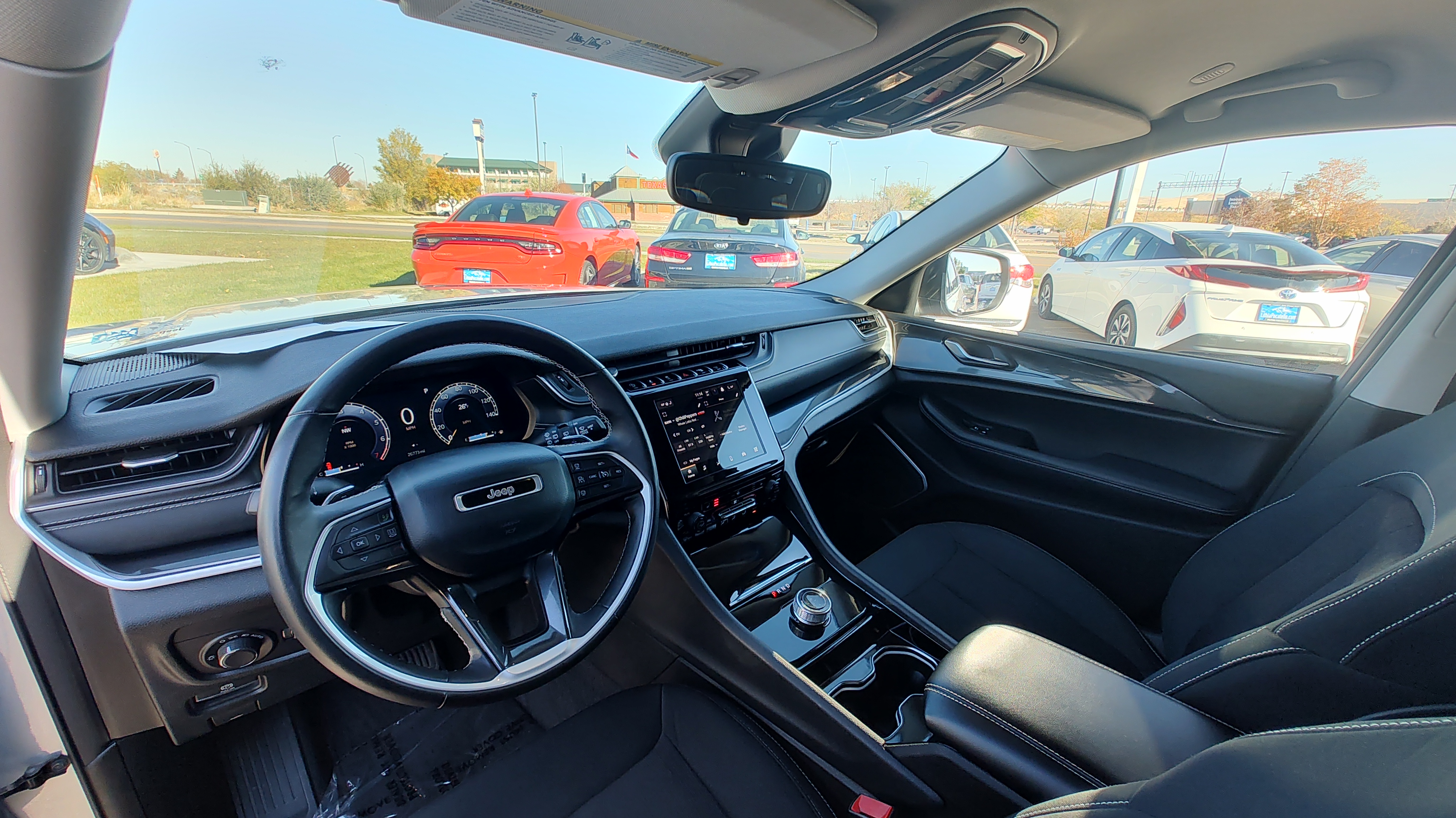 2021 Jeep Grand Cherokee L Laredo 2