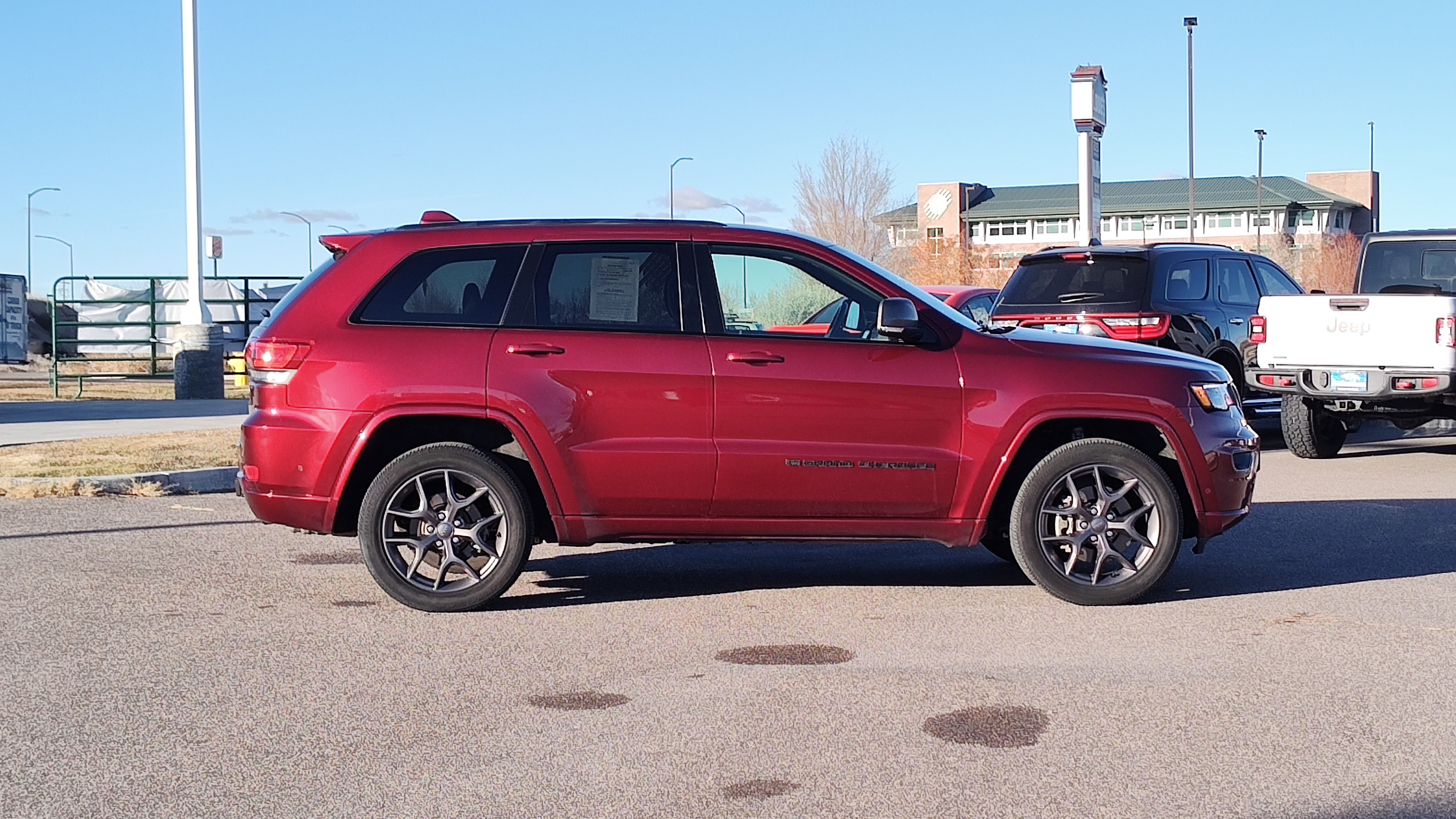 2021 Jeep Grand Cherokee 80th Anniversary 25