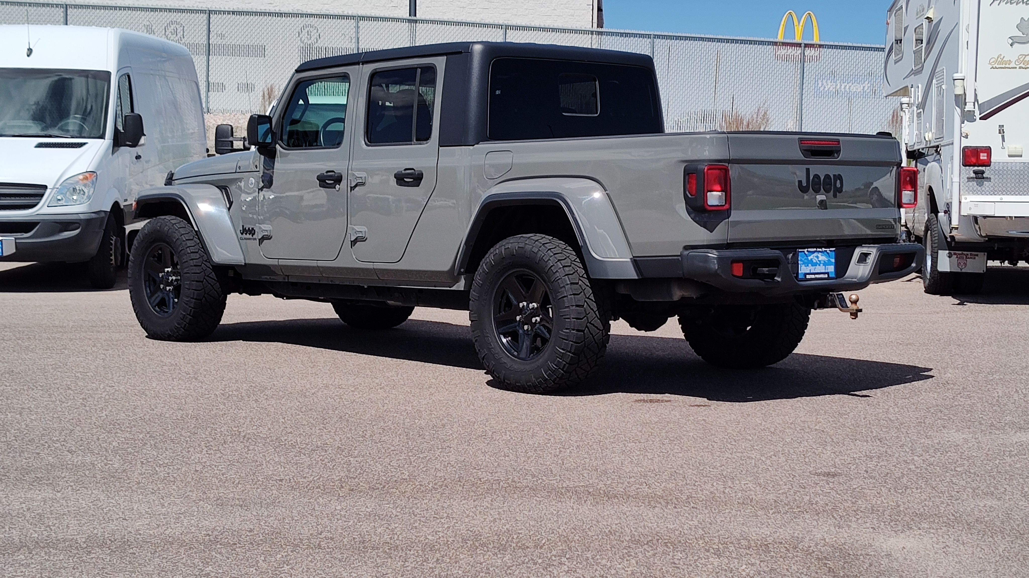 2021 Jeep Gladiator Sport S 4x4 4