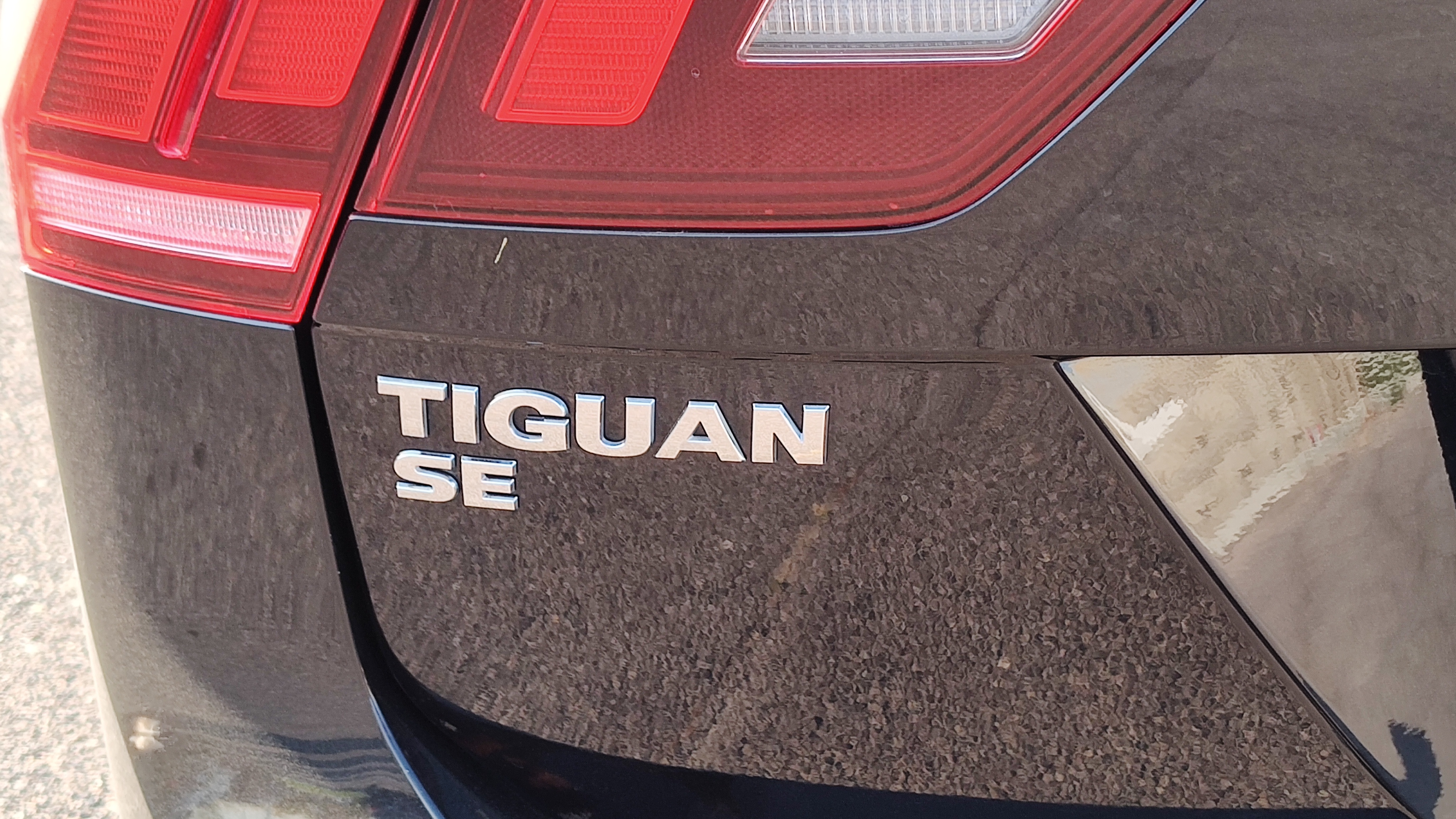 2021 Volkswagen Tiguan  2