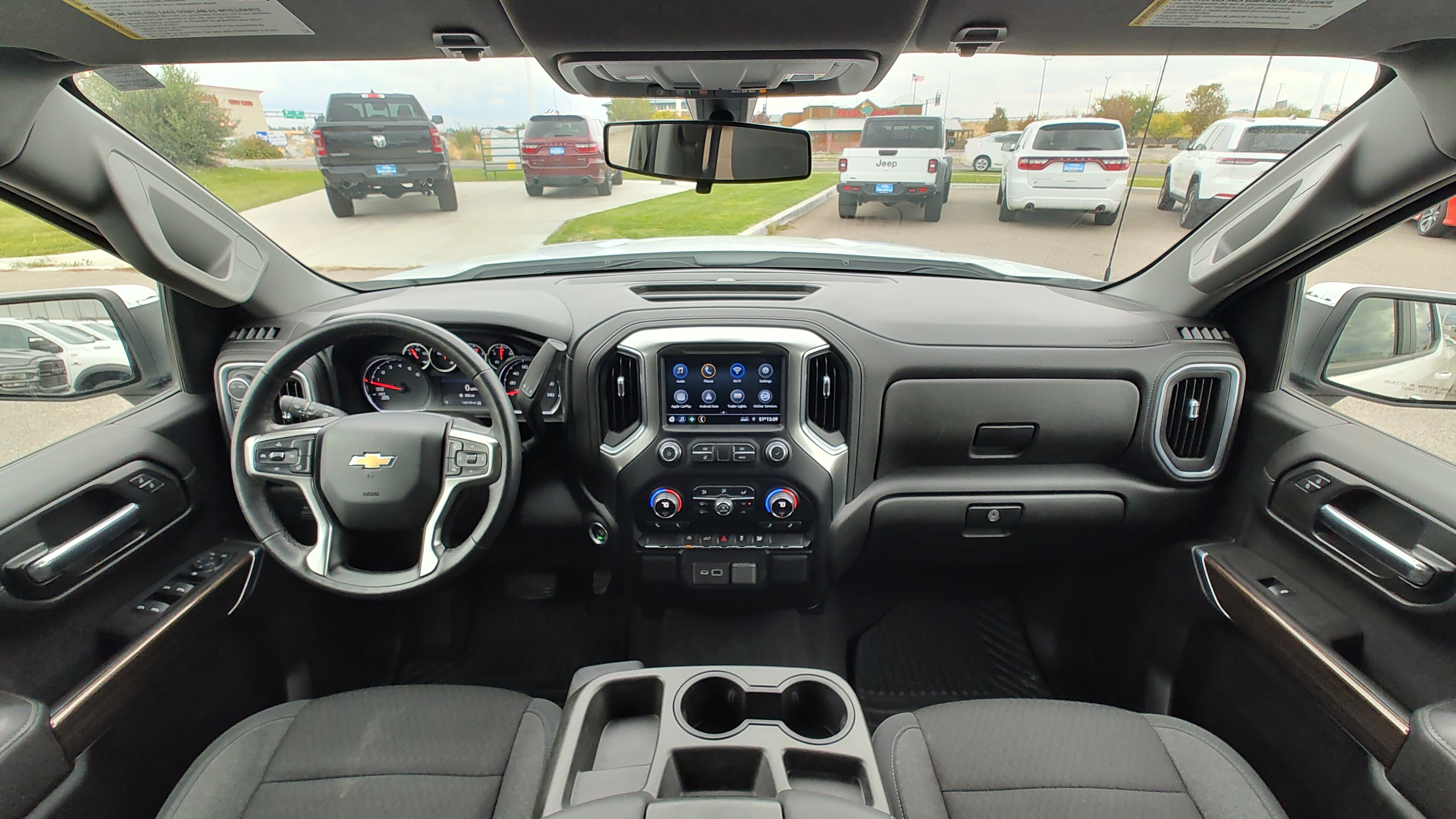 2021 Chevrolet Silverado 1500 LT 4WD Crew Cab 147 10