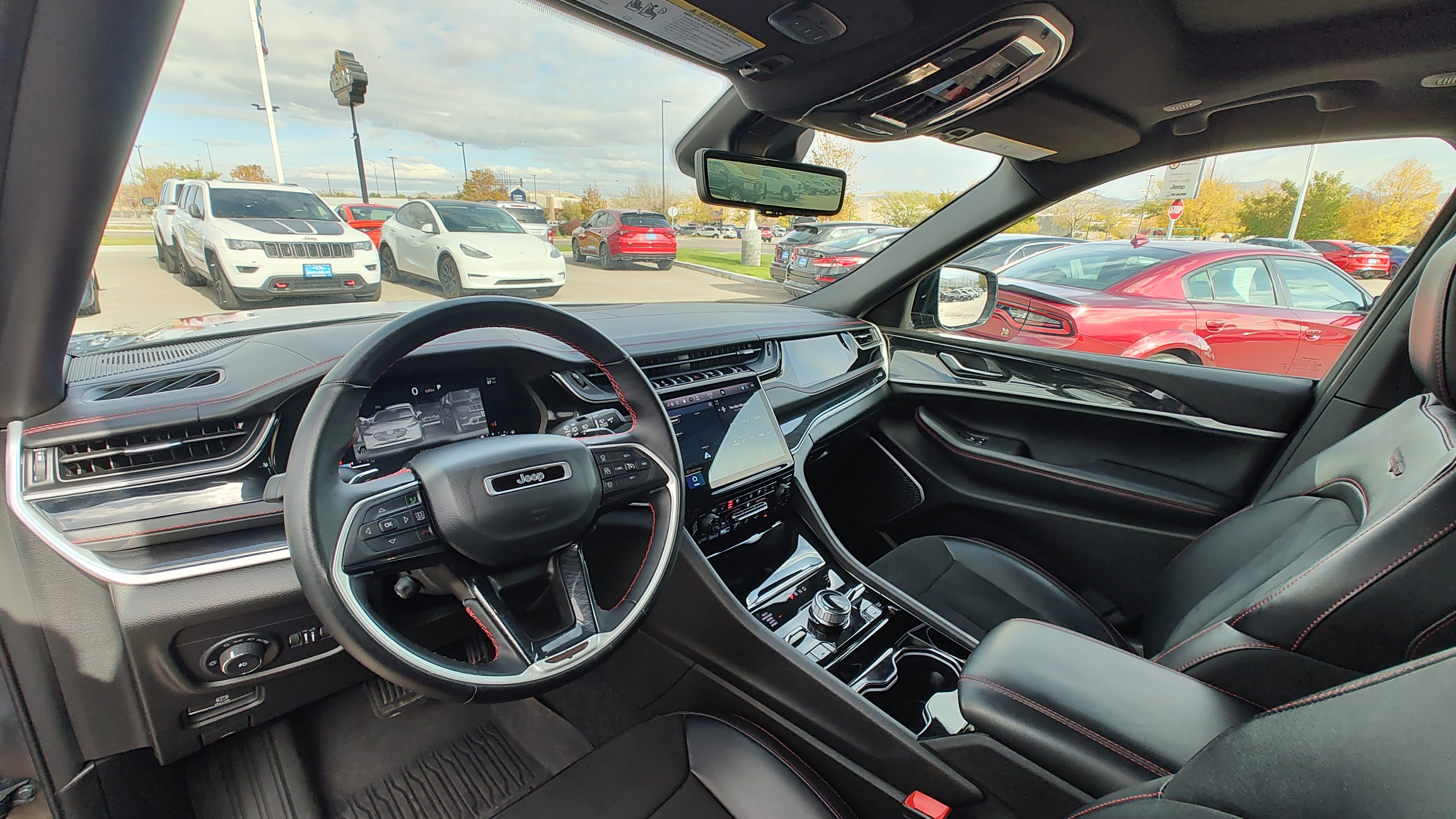 2022 Jeep Grand Cherokee Trailhawk 2