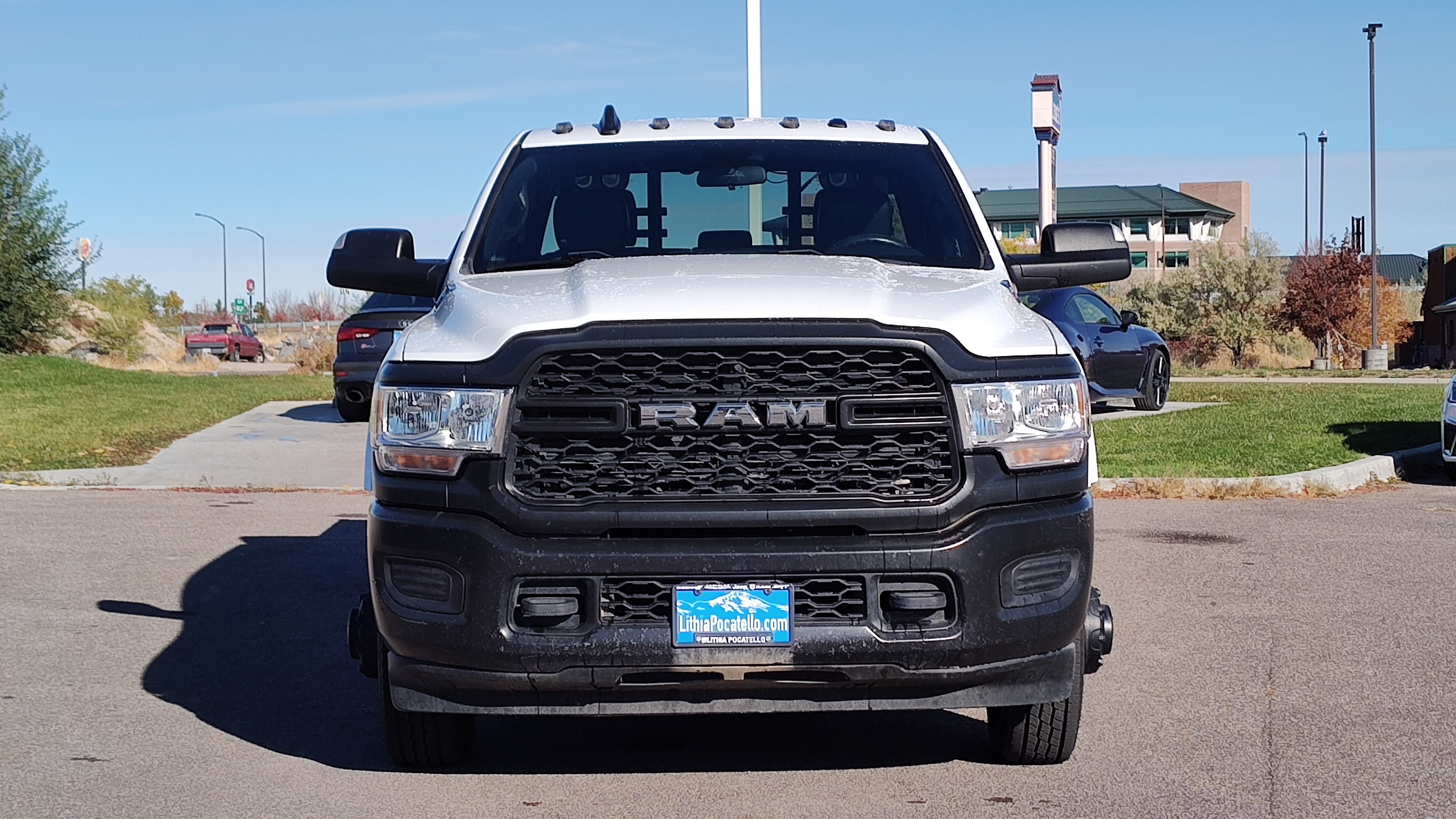 2022 Ram 3500 Chassis Cab Tradesman 4WD Crew Cab 60 CA 172.4 WB 6