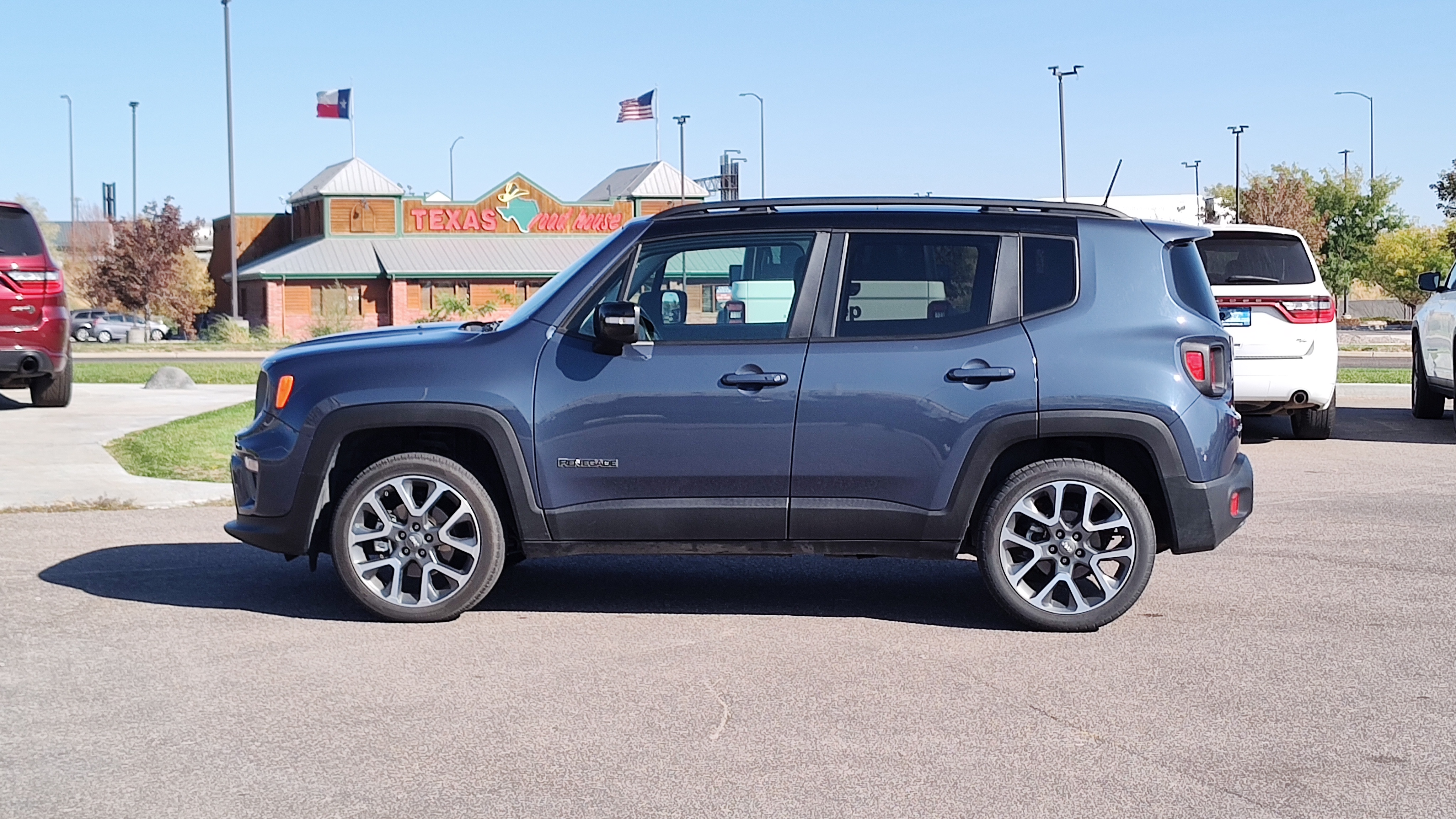 2022 Jeep Renegade Limited 3