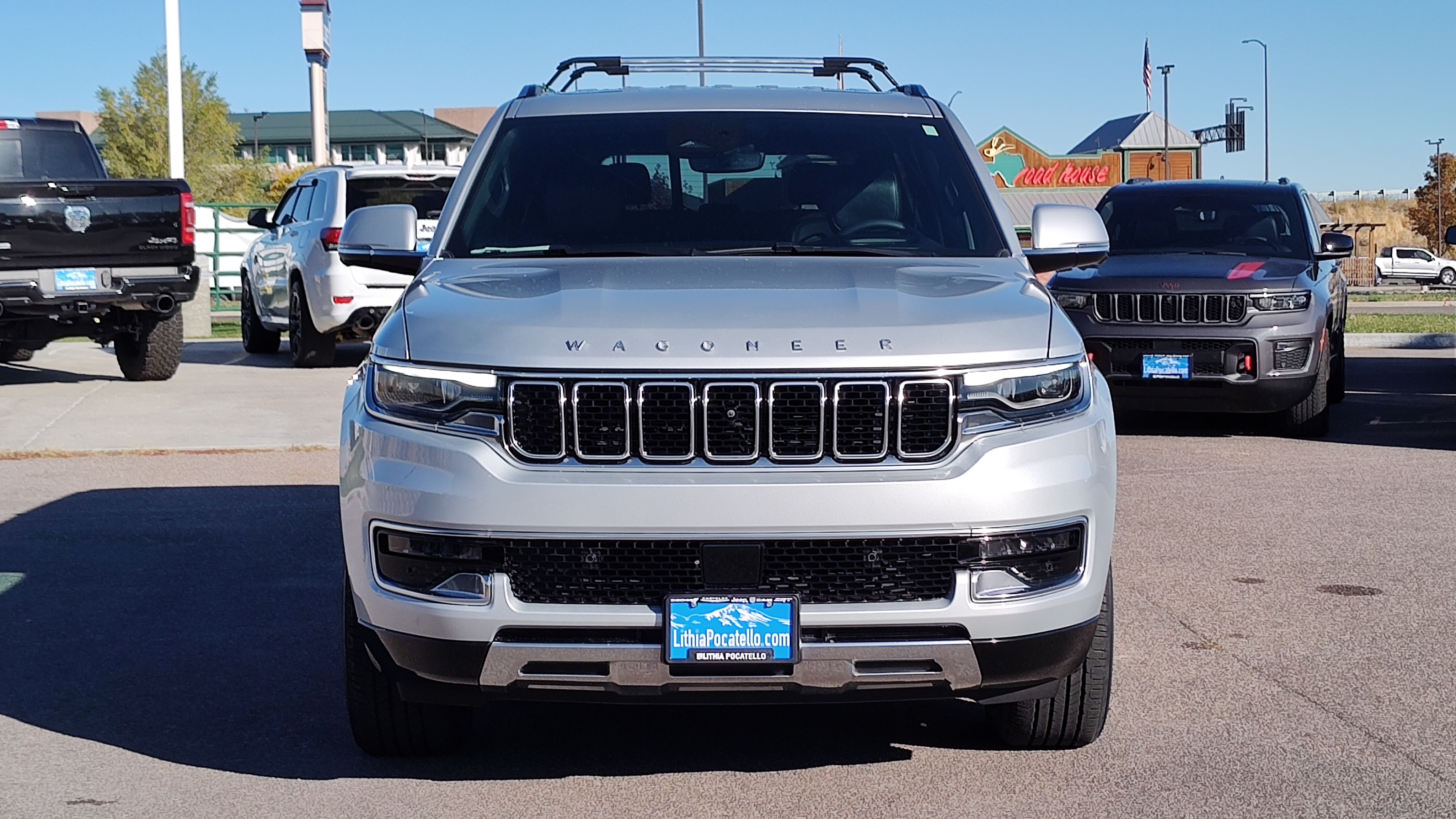 2022 Jeep Wagoneer Series III 6