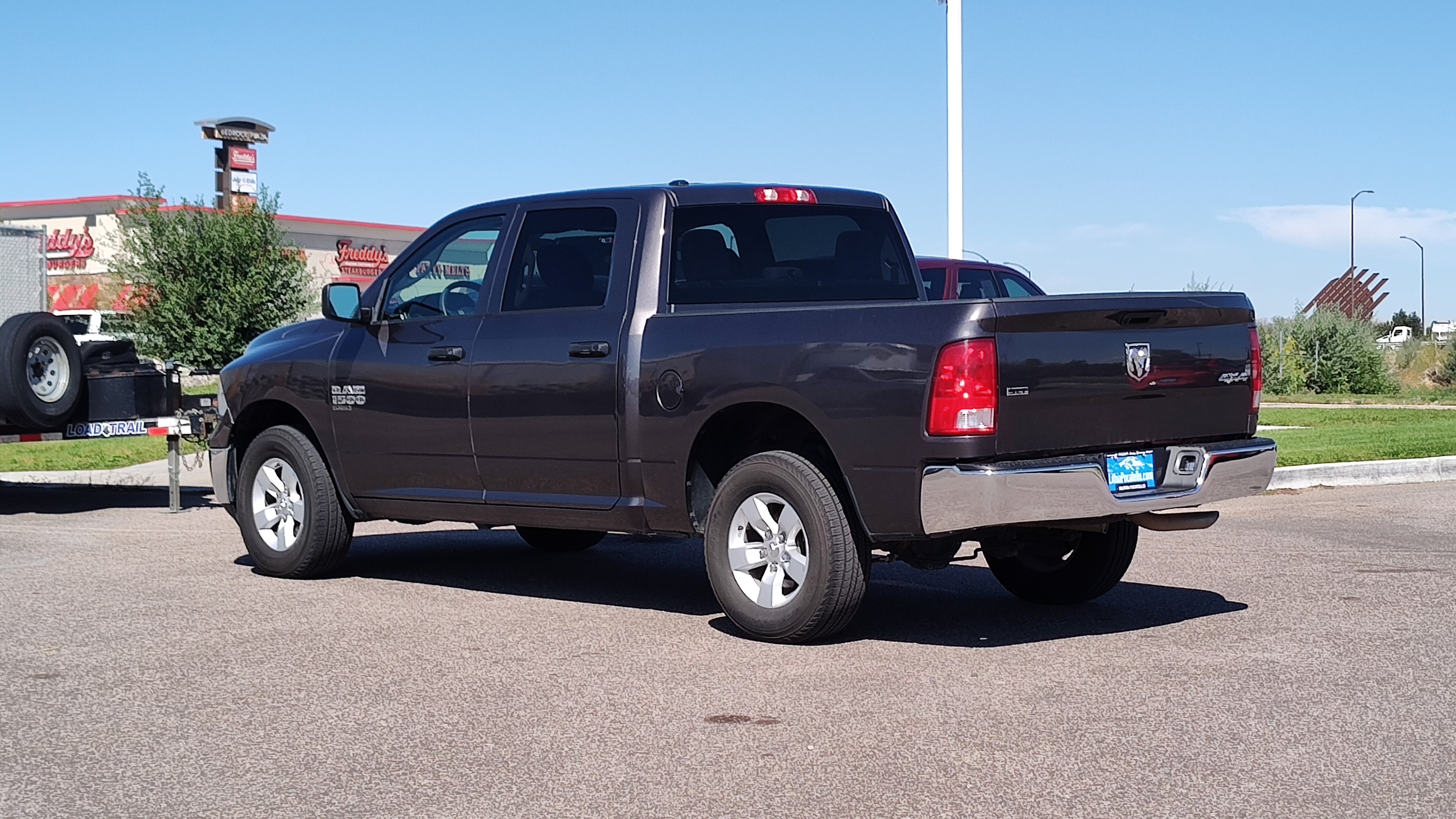 2022 Ram 1500 Classic SLT 4x4 Crew Cab 57 Box 4