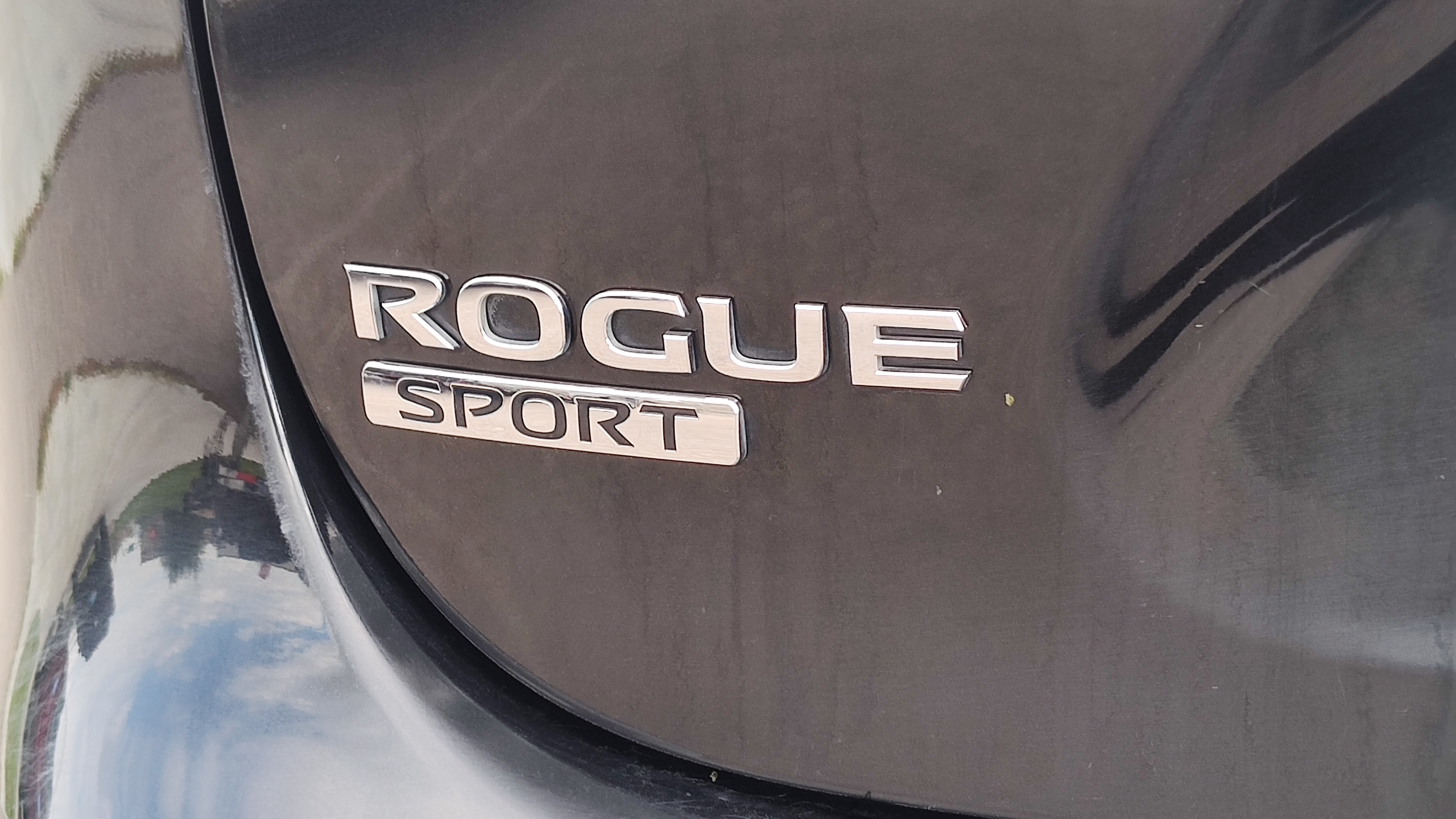 2022 Nissan Rogue Sport S 7