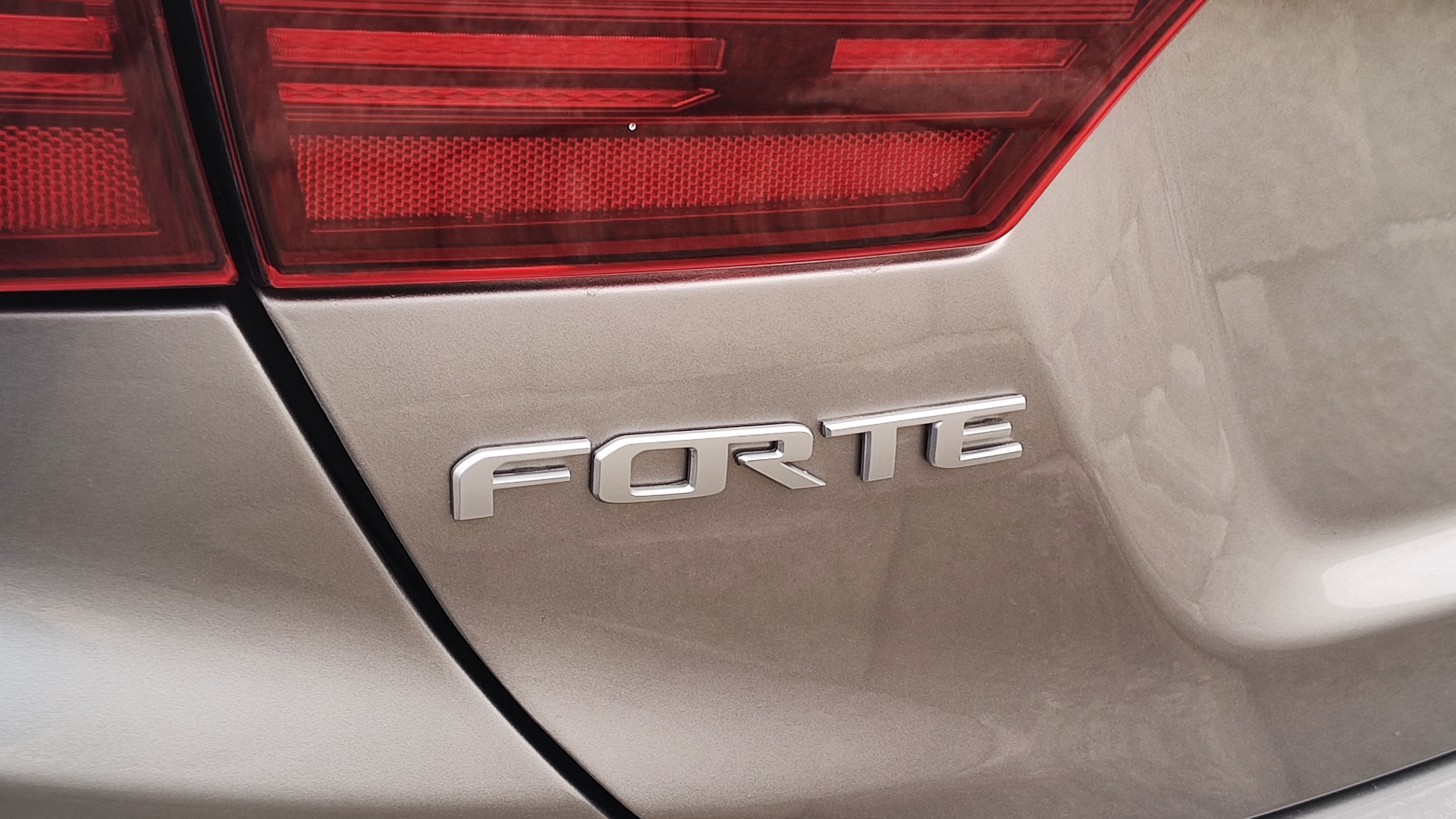 2023 Kia Forte GT-Line 2