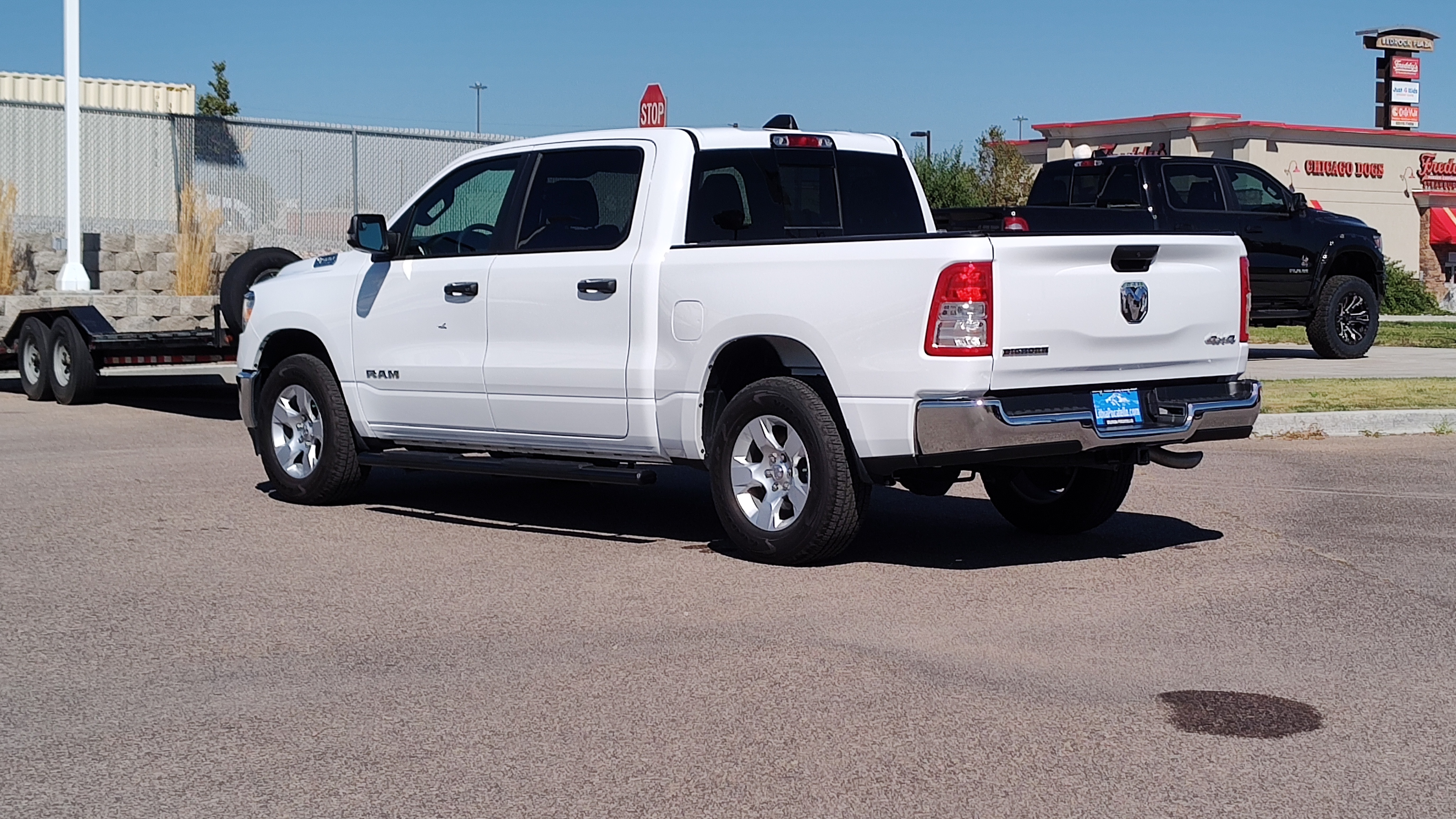 2023 Ram 1500 Big Horn 4x4 Crew Cab 57 Box 4