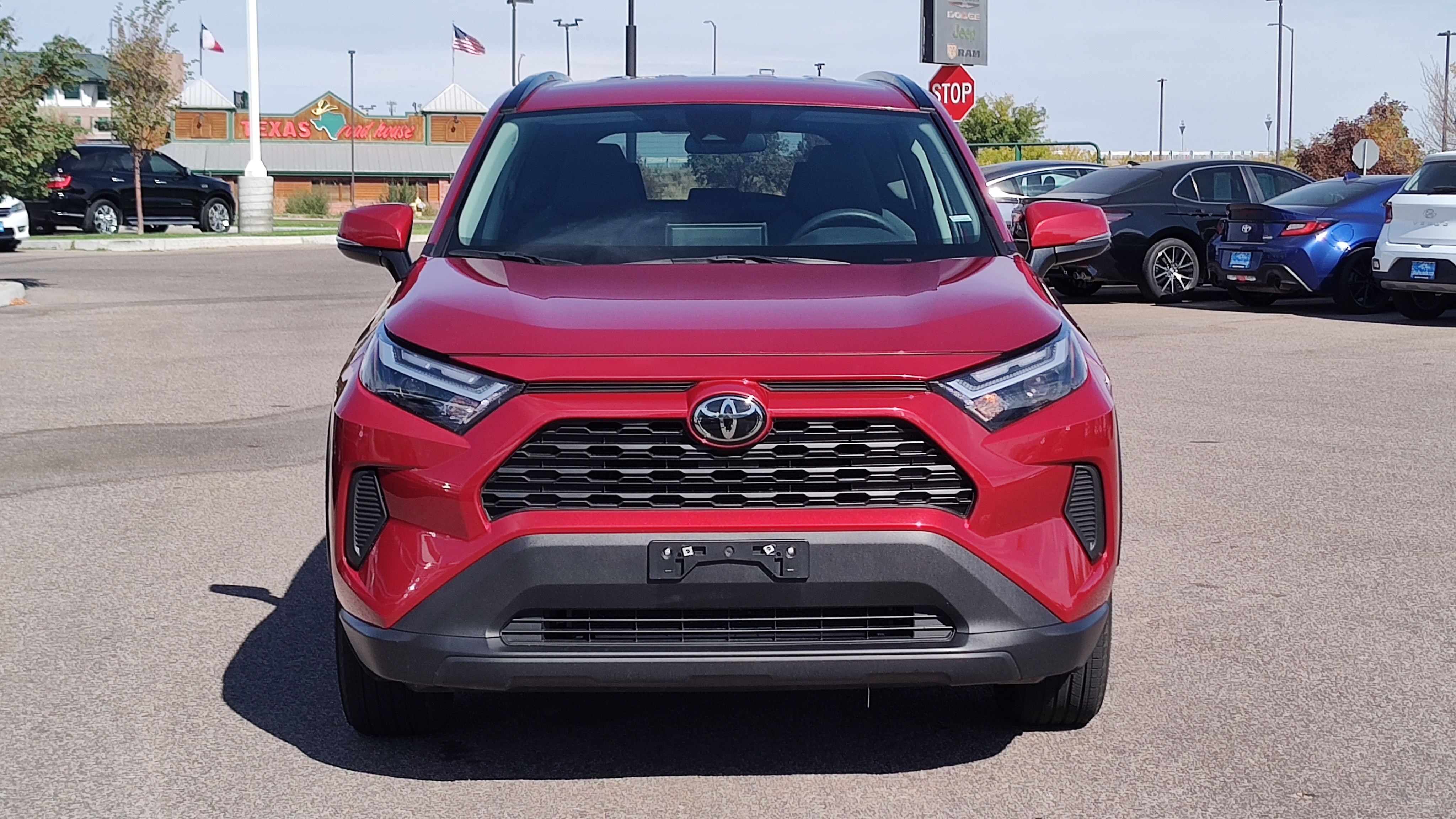 2023 Toyota RAV4 XLE 6