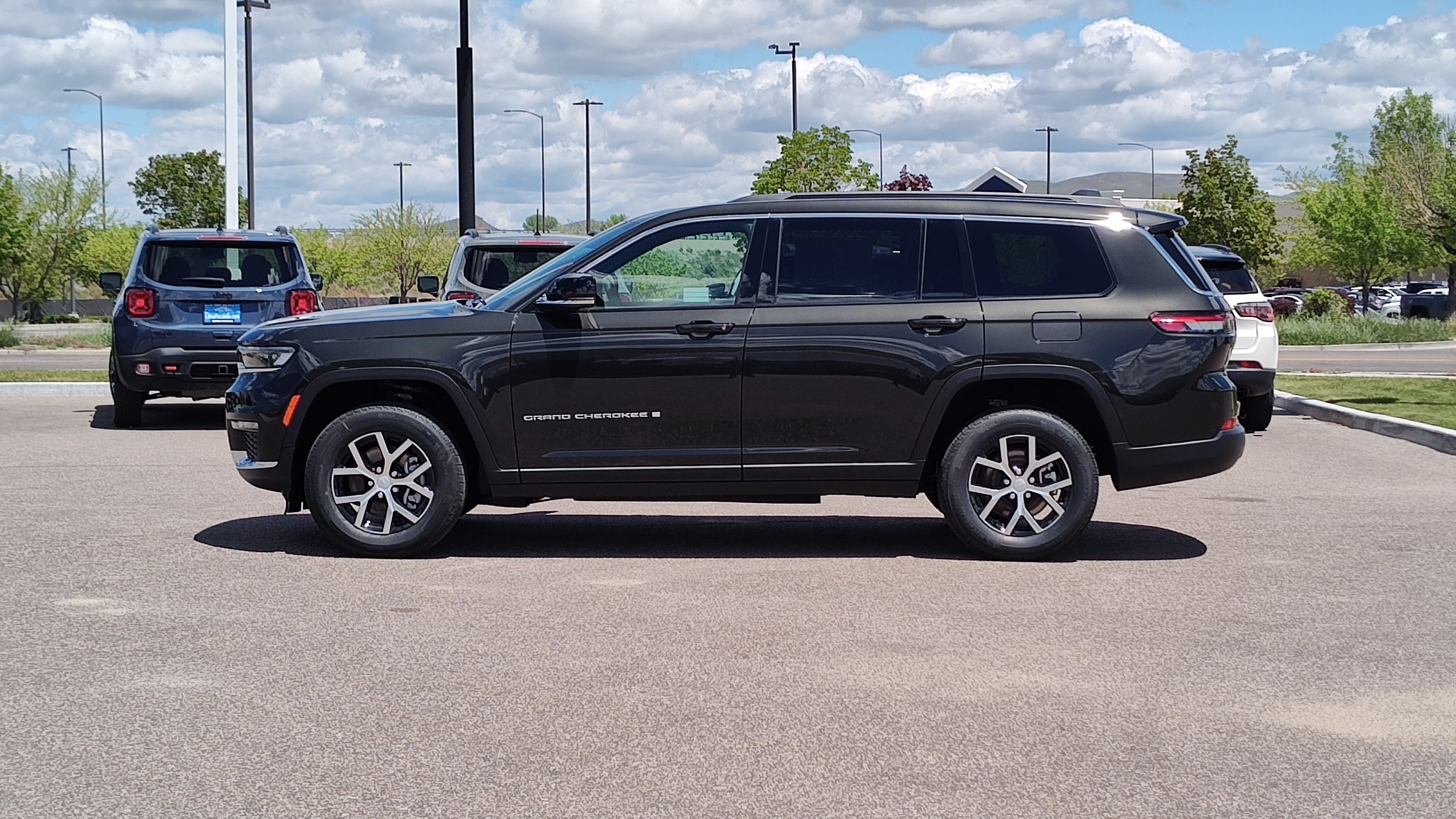 2024 Jeep Grand Cherokee L Limited 3