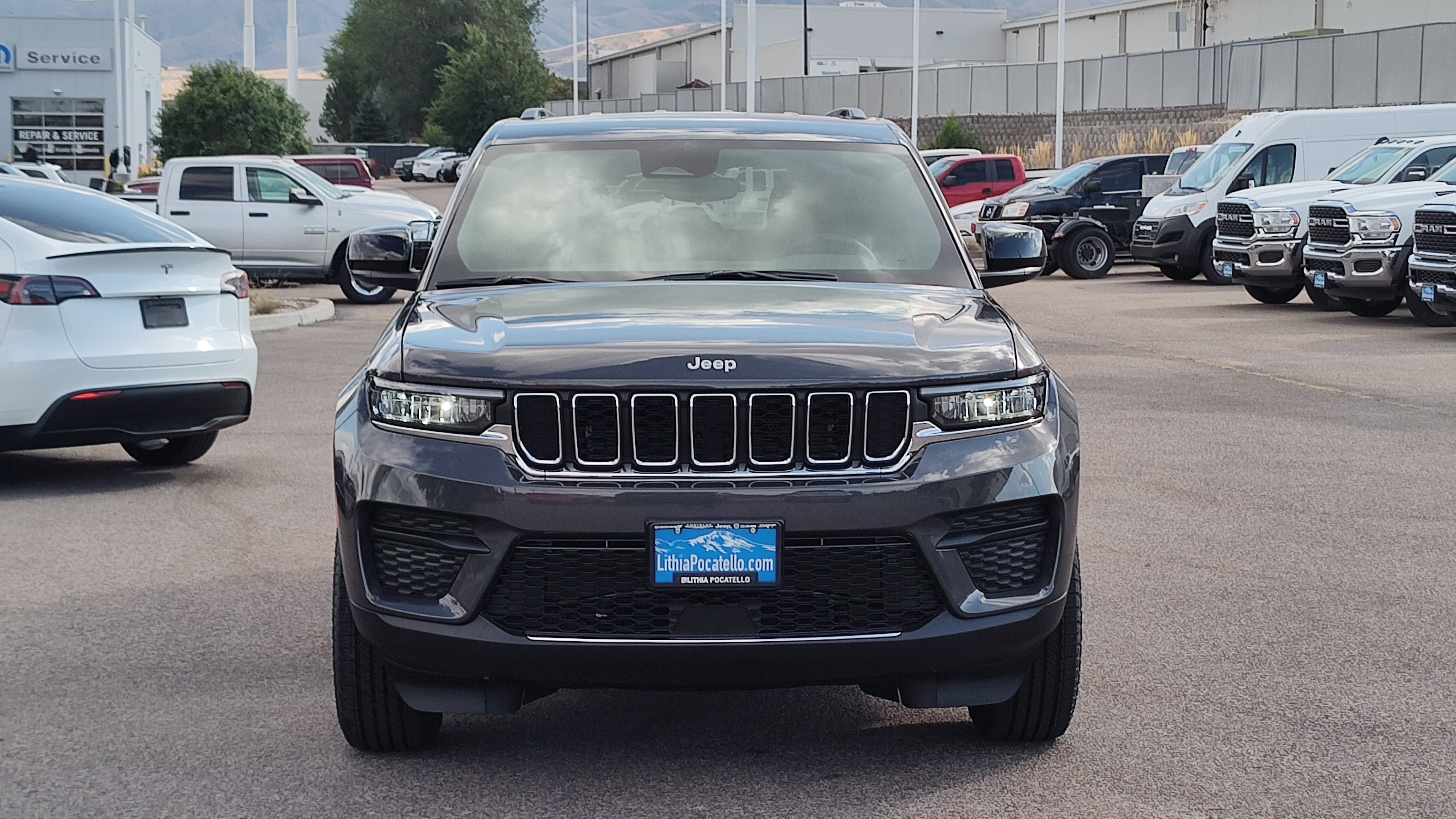 2024 Jeep Grand Cherokee Laredo 6