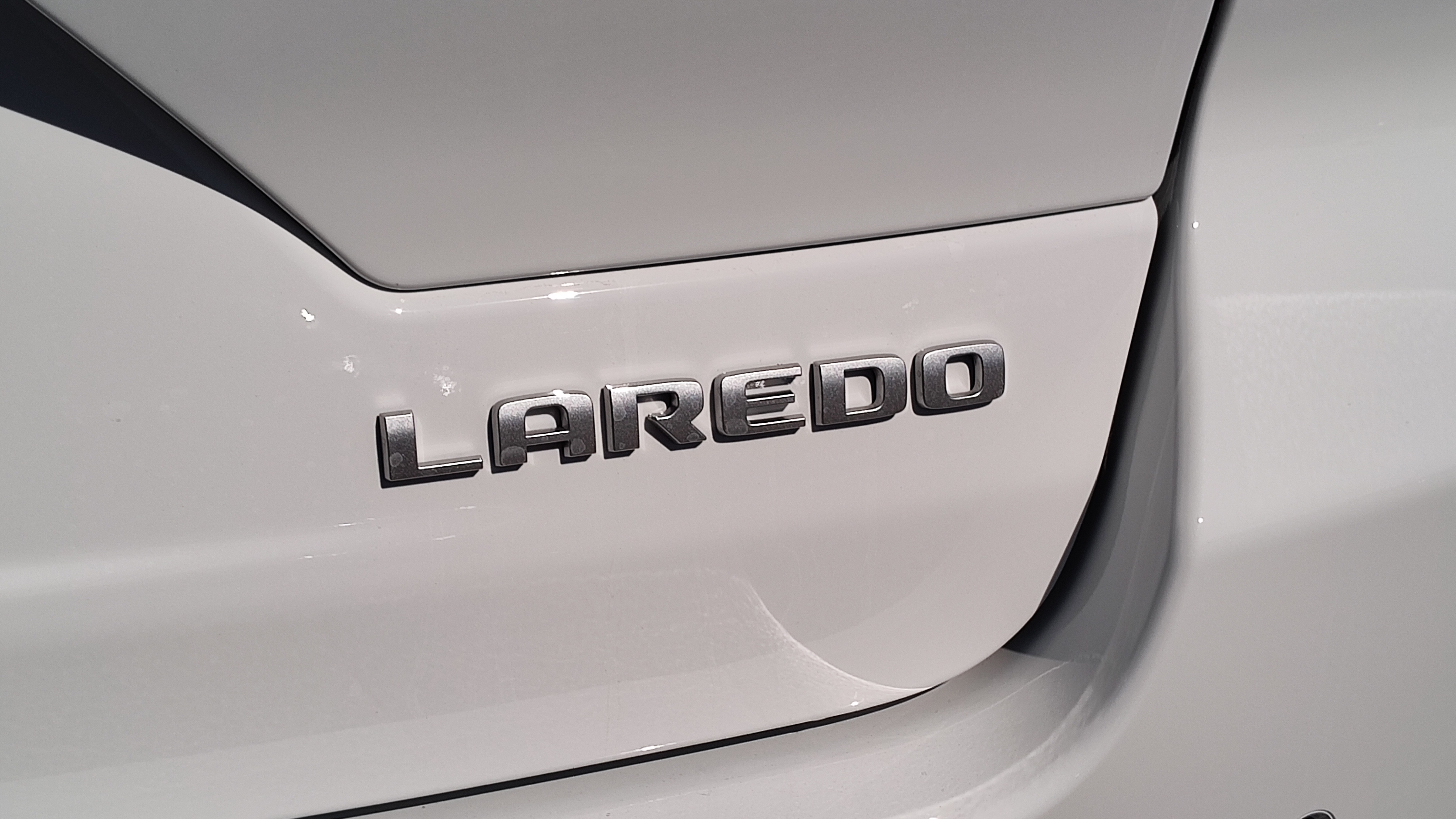 2024 Jeep Grand Cherokee Laredo 24