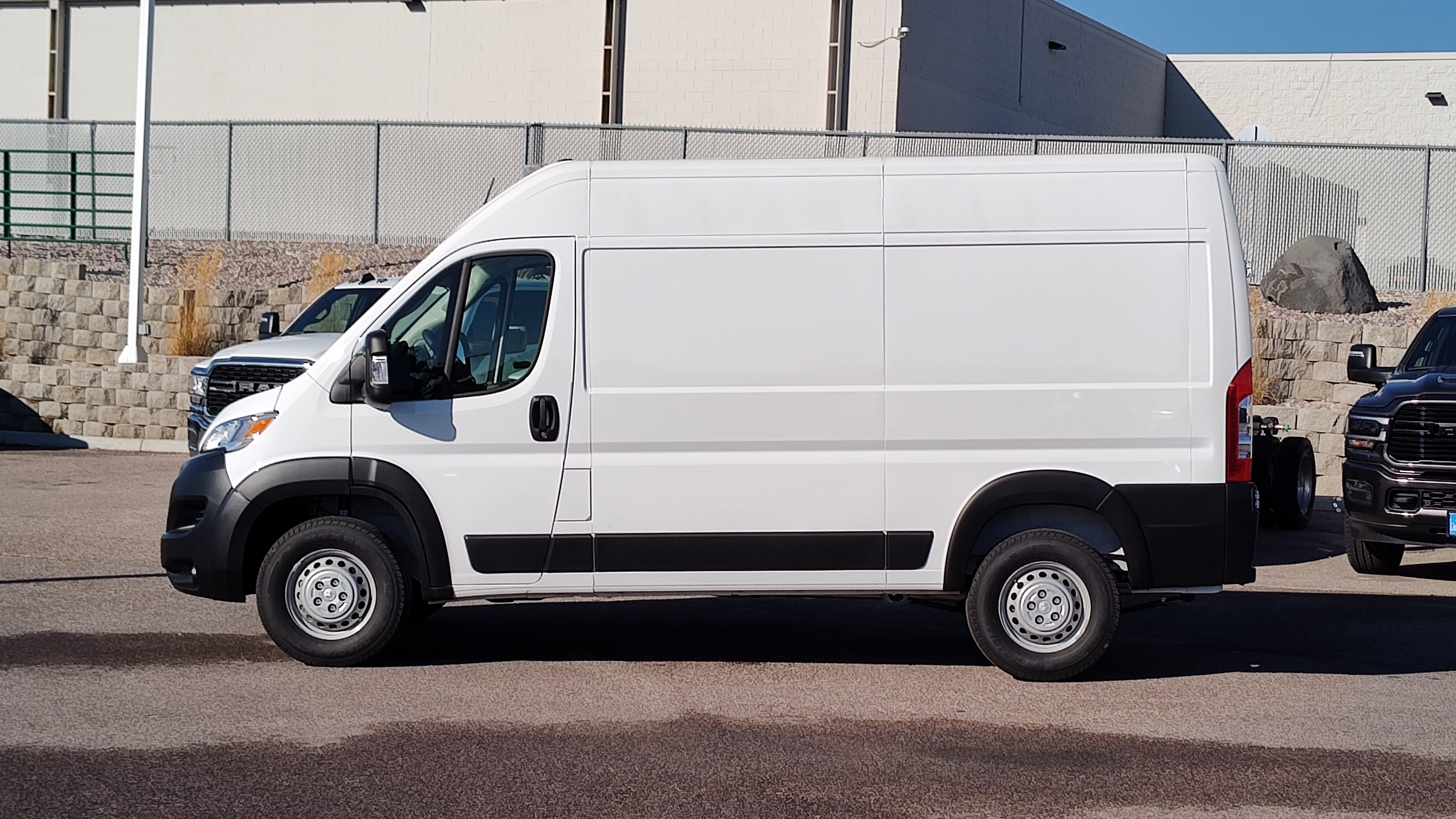 2024 Ram ProMaster Tradesman 3