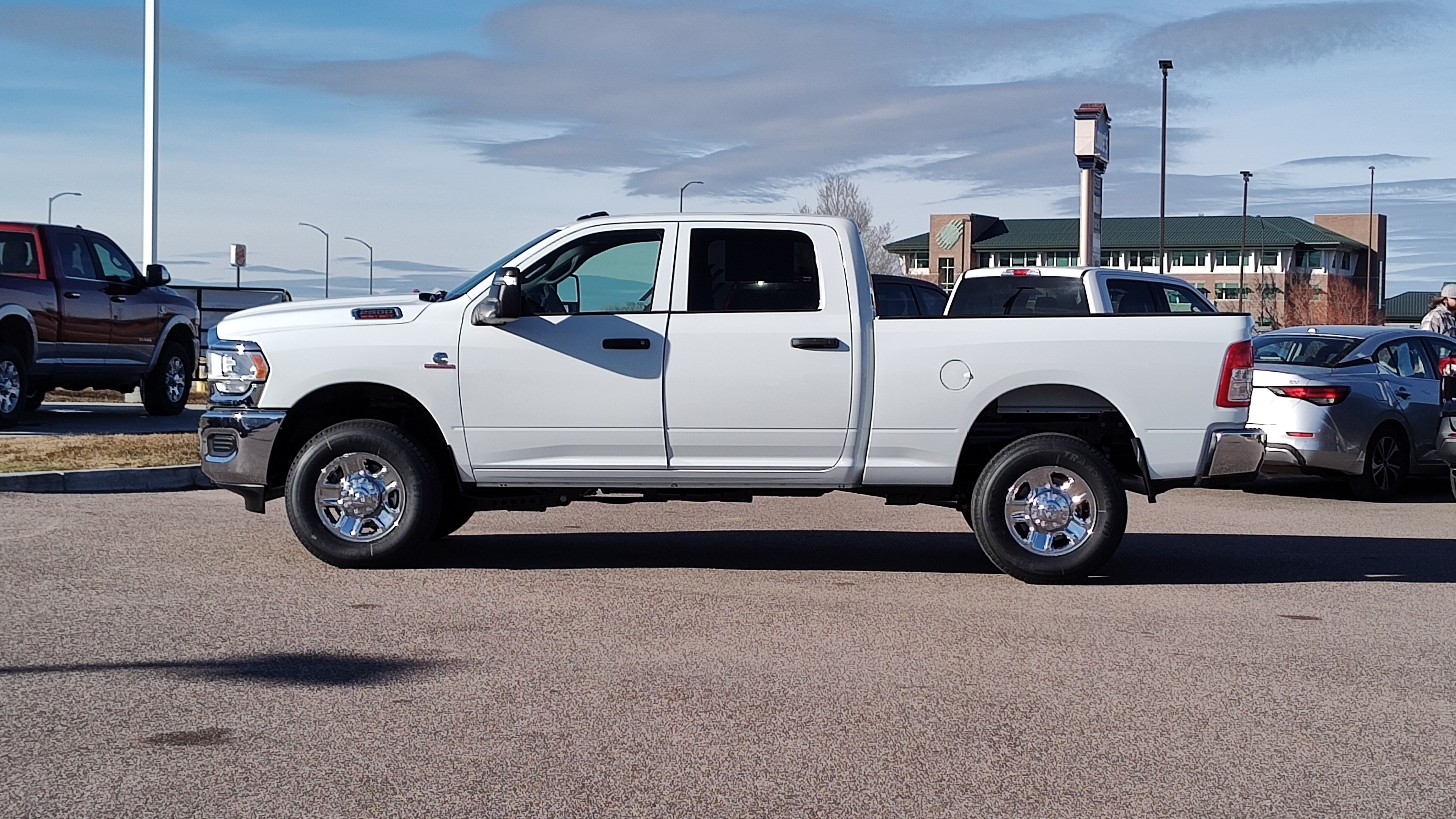 2024 Ram 2500 Tradesman 4x4 Crew Cab 64 Box 3