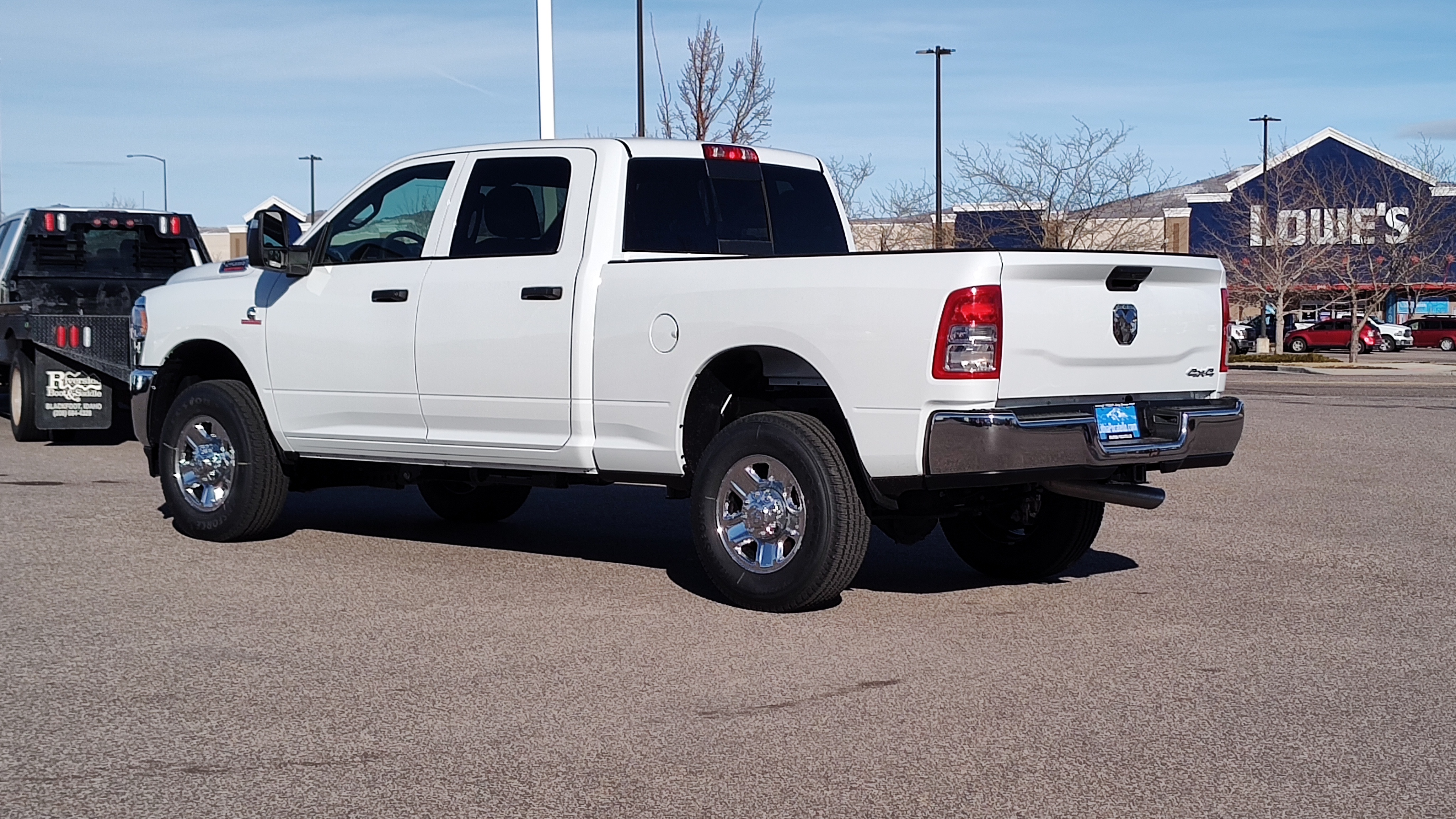 2024 Ram 2500 Tradesman 4x4 Crew Cab 64 Box 4