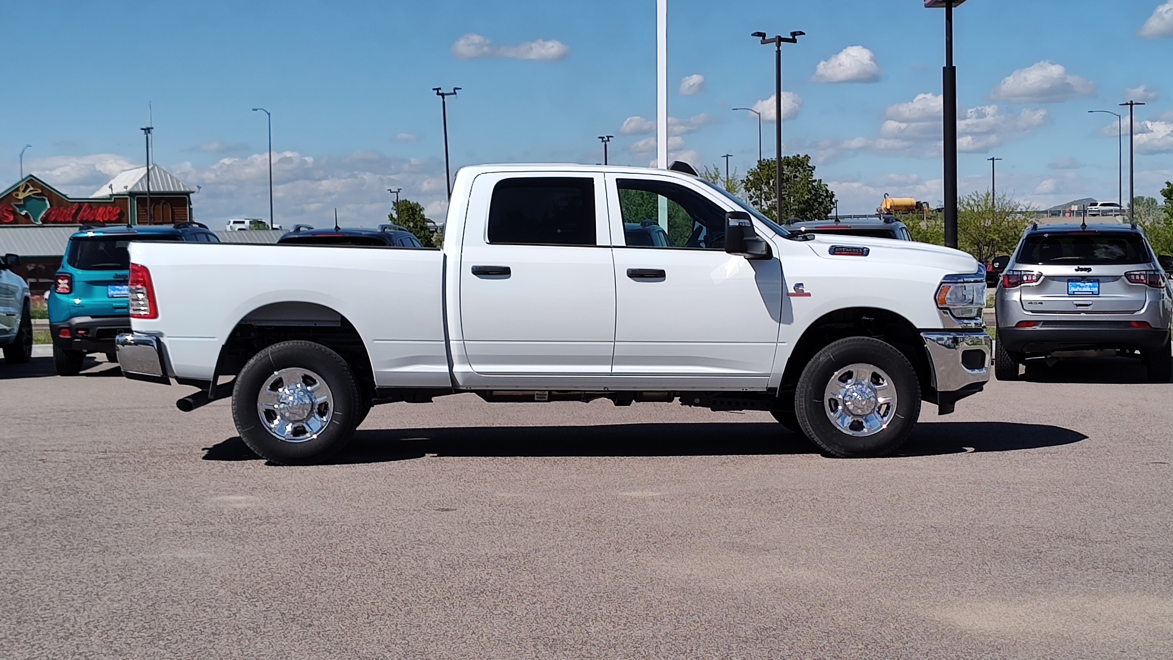 2024 Ram 2500 Tradesman 4x4 Crew Cab 64 Box 25