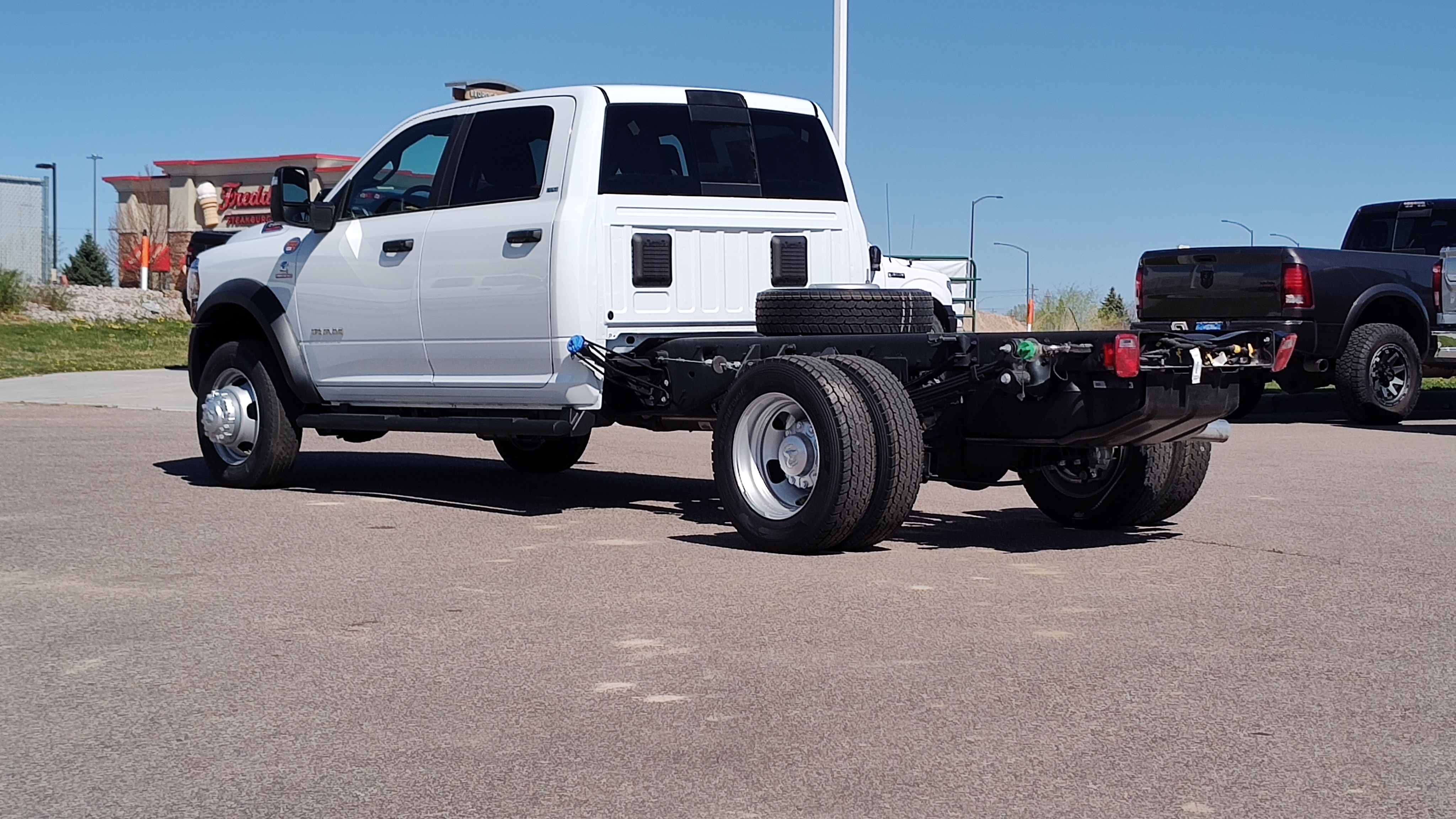 2024 Ram 4500 Chassis Cab SLT 4x4 Crew Cab 60 CA 173.4 WB 4