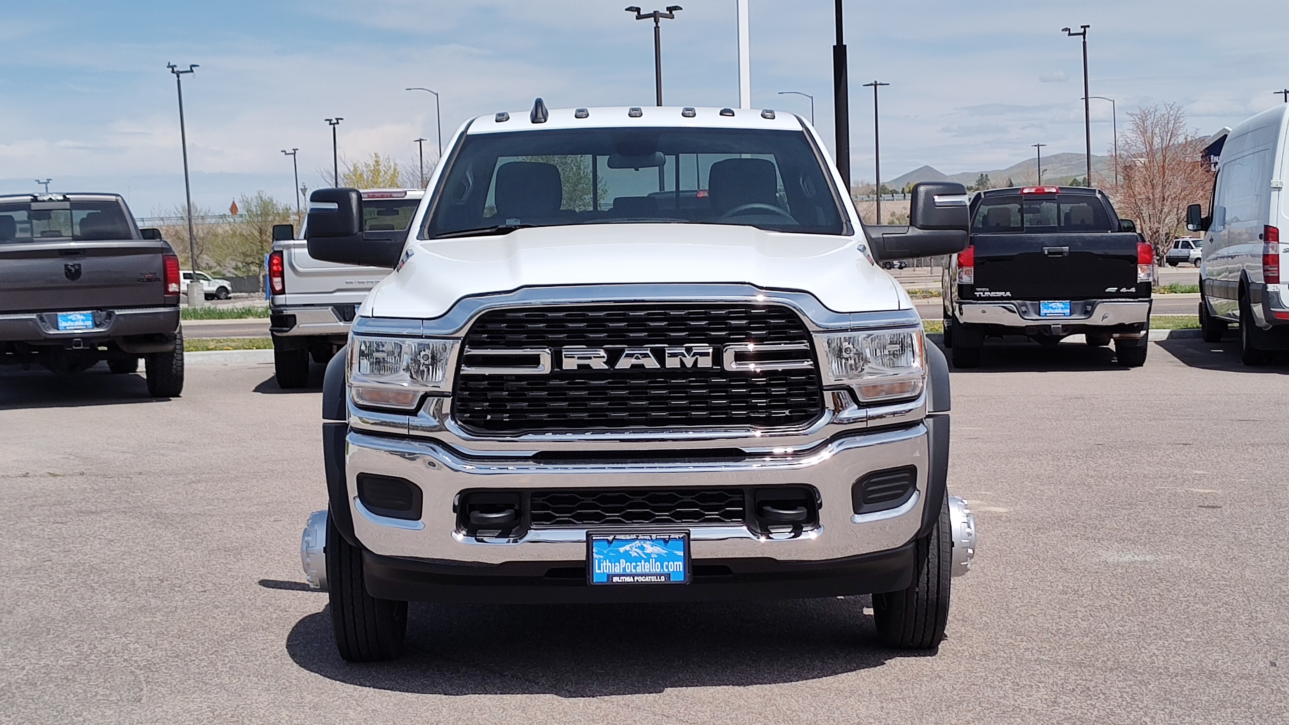 2024 Ram 4500 Chassis Cab SLT 4x4 Crew Cab 60 CA 173.4 WB 6