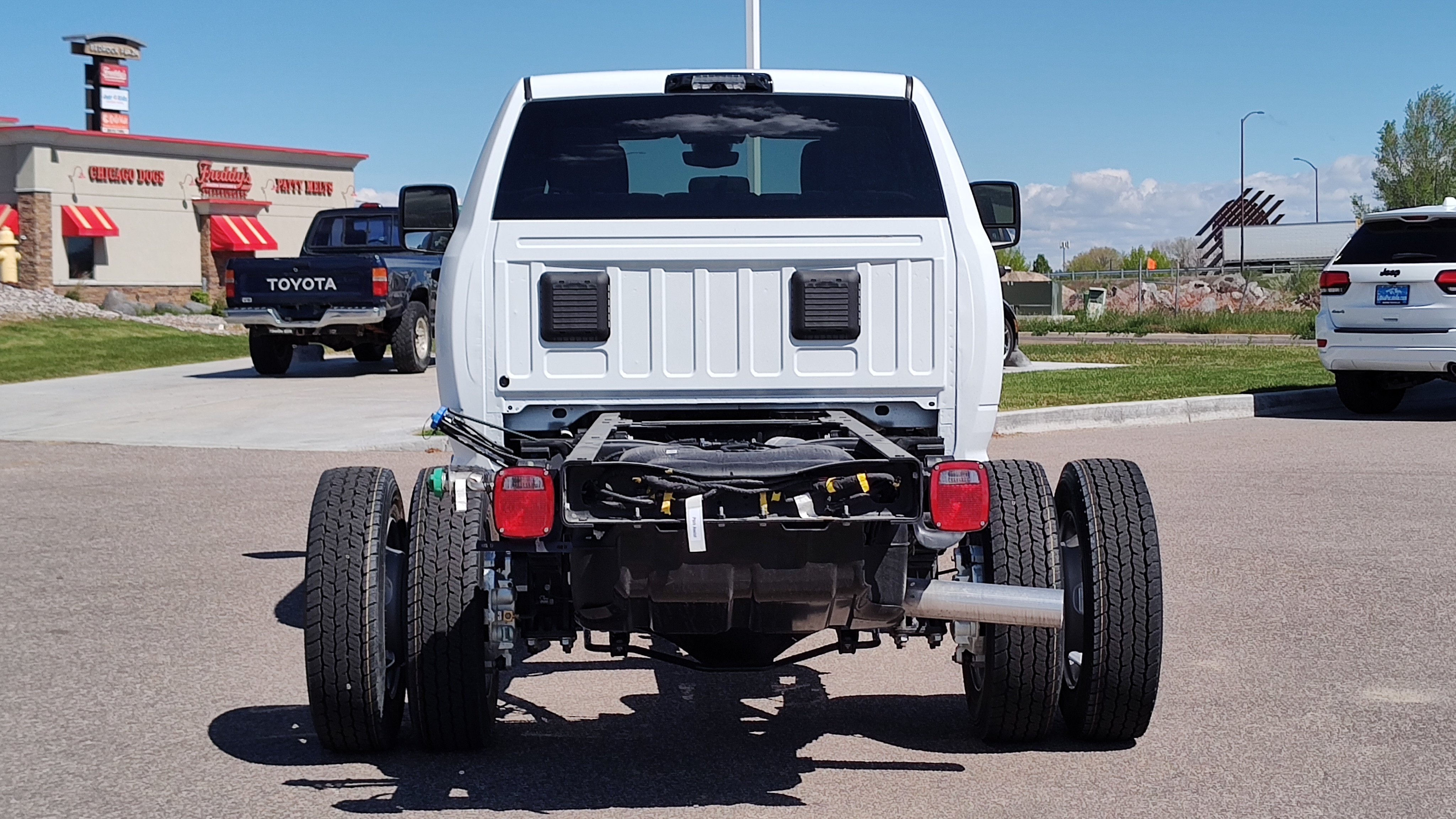 2024 Ram 4500 Chassis Cab SLT 4x4 Crew Cab 60 CA 173.4 WB 5