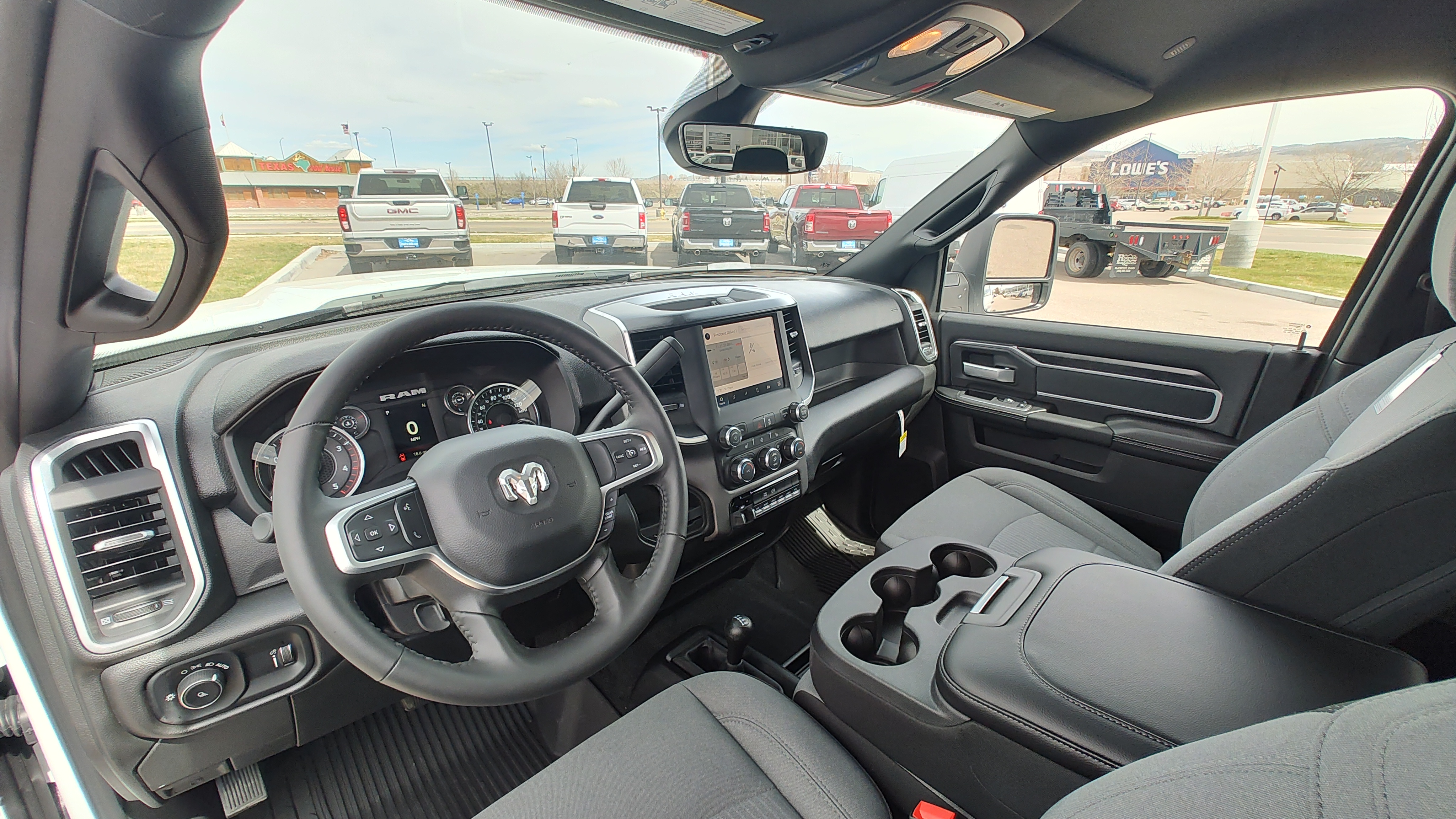 2024 Ram 4500 Chassis Cab SLT 4x4 Crew Cab 60 CA 173.4 WB 2