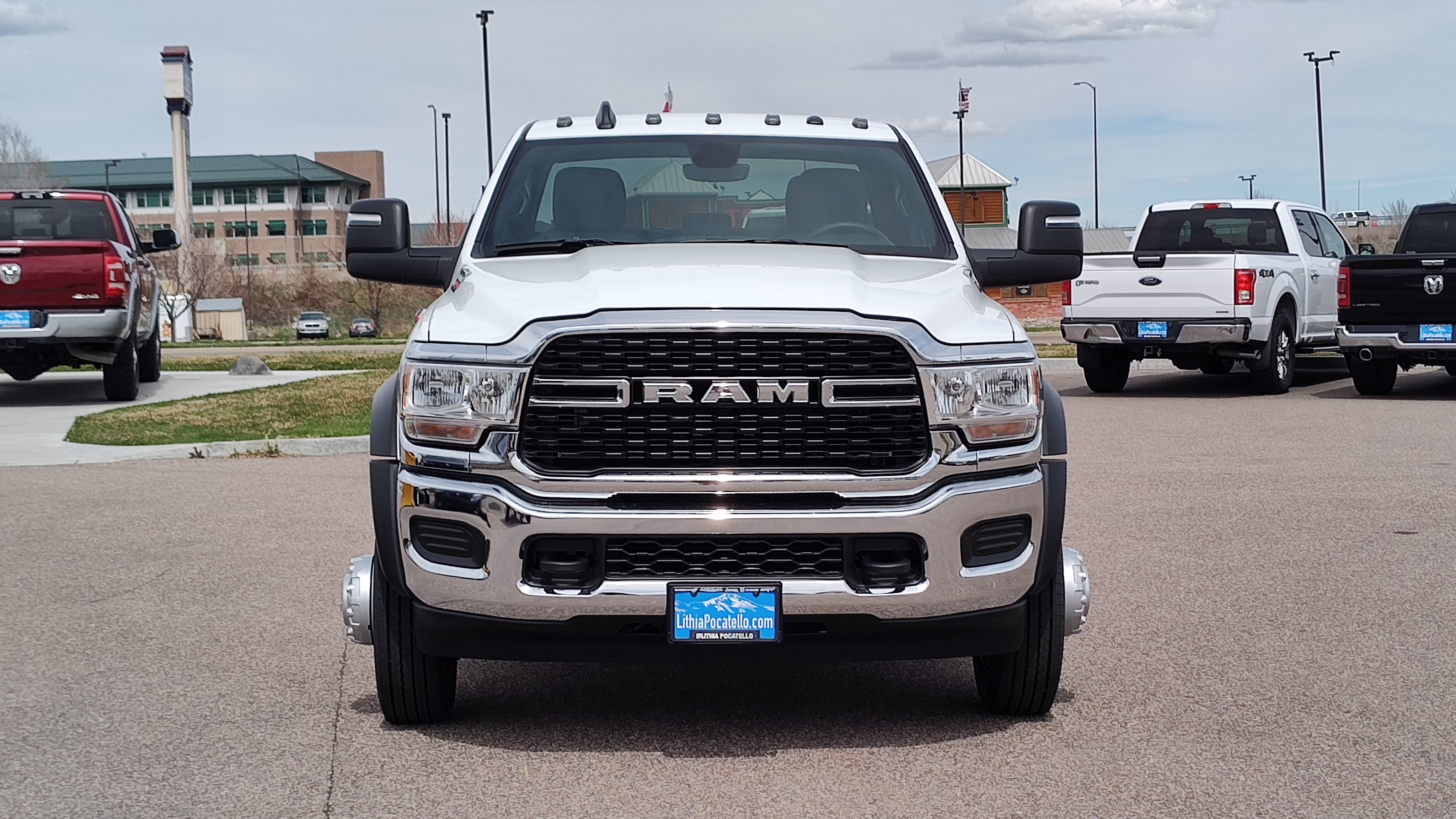 2024 Ram 4500 Chassis Cab SLT 4x4 Crew Cab 60 CA 173.4 WB 6