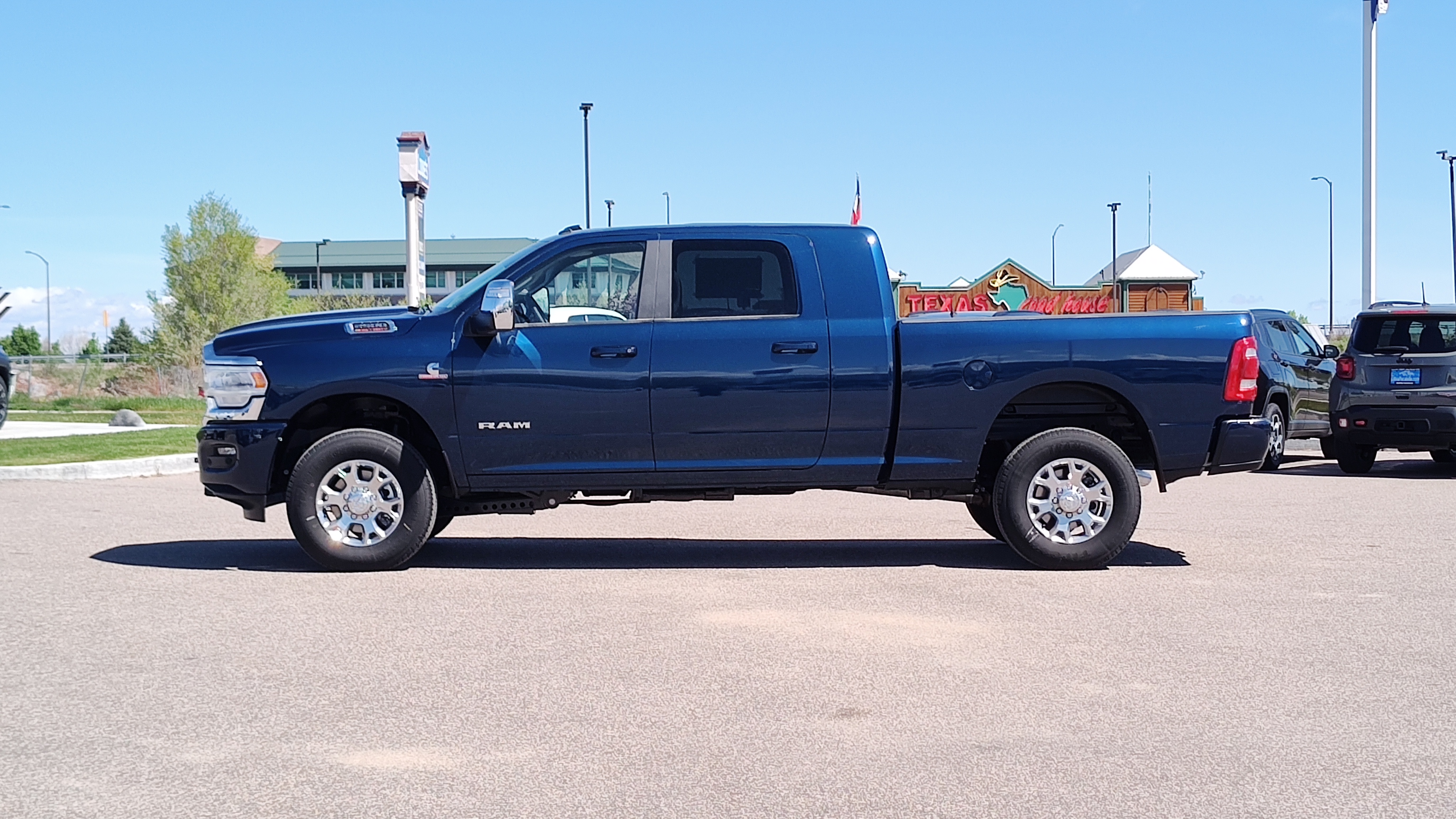 2024 Ram 2500 Laramie 4x4 Mega Cab 64 Box 3