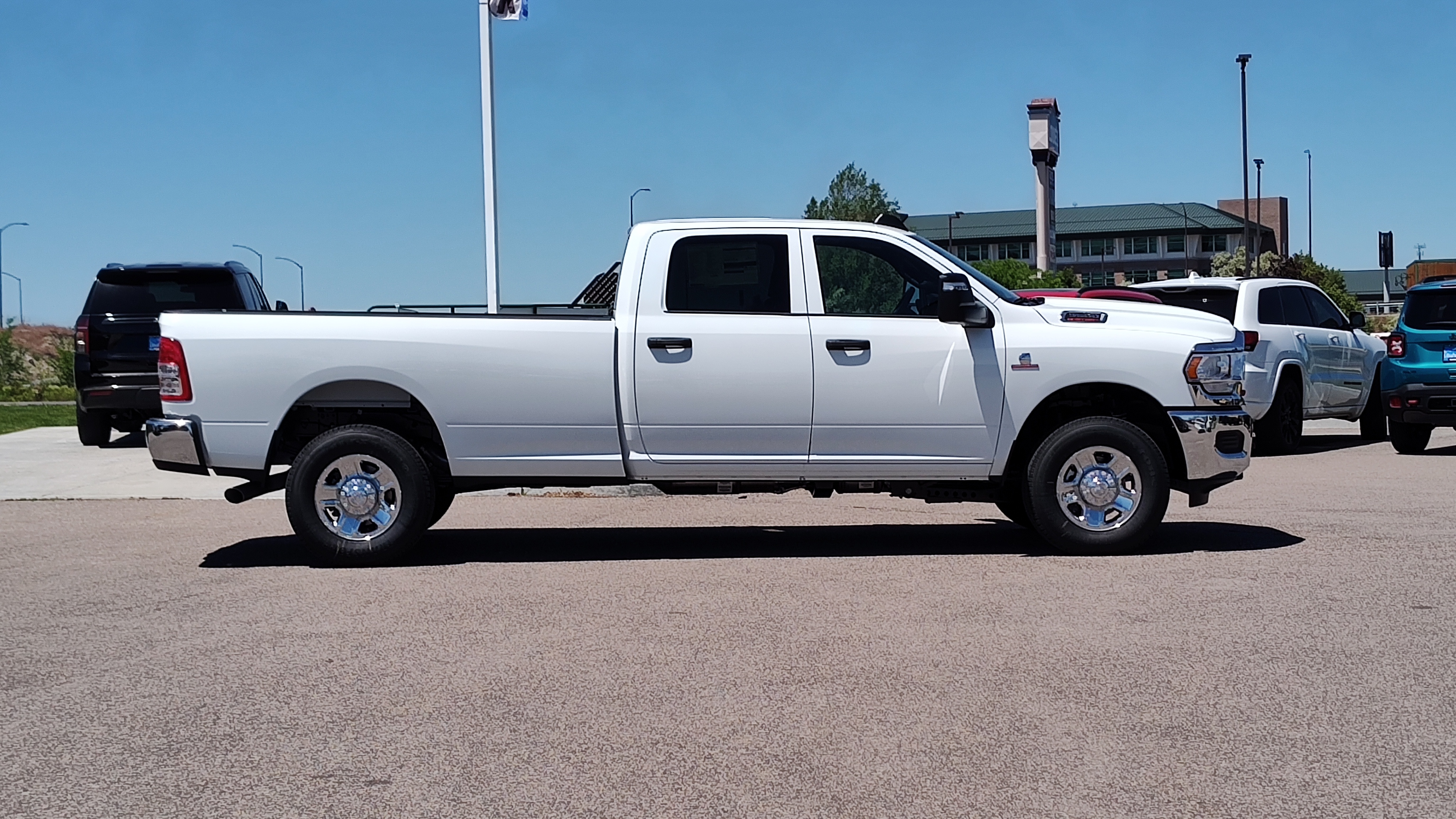 2024 Ram 3500 Tradesman 4x4 Crew Cab 8 Box 25