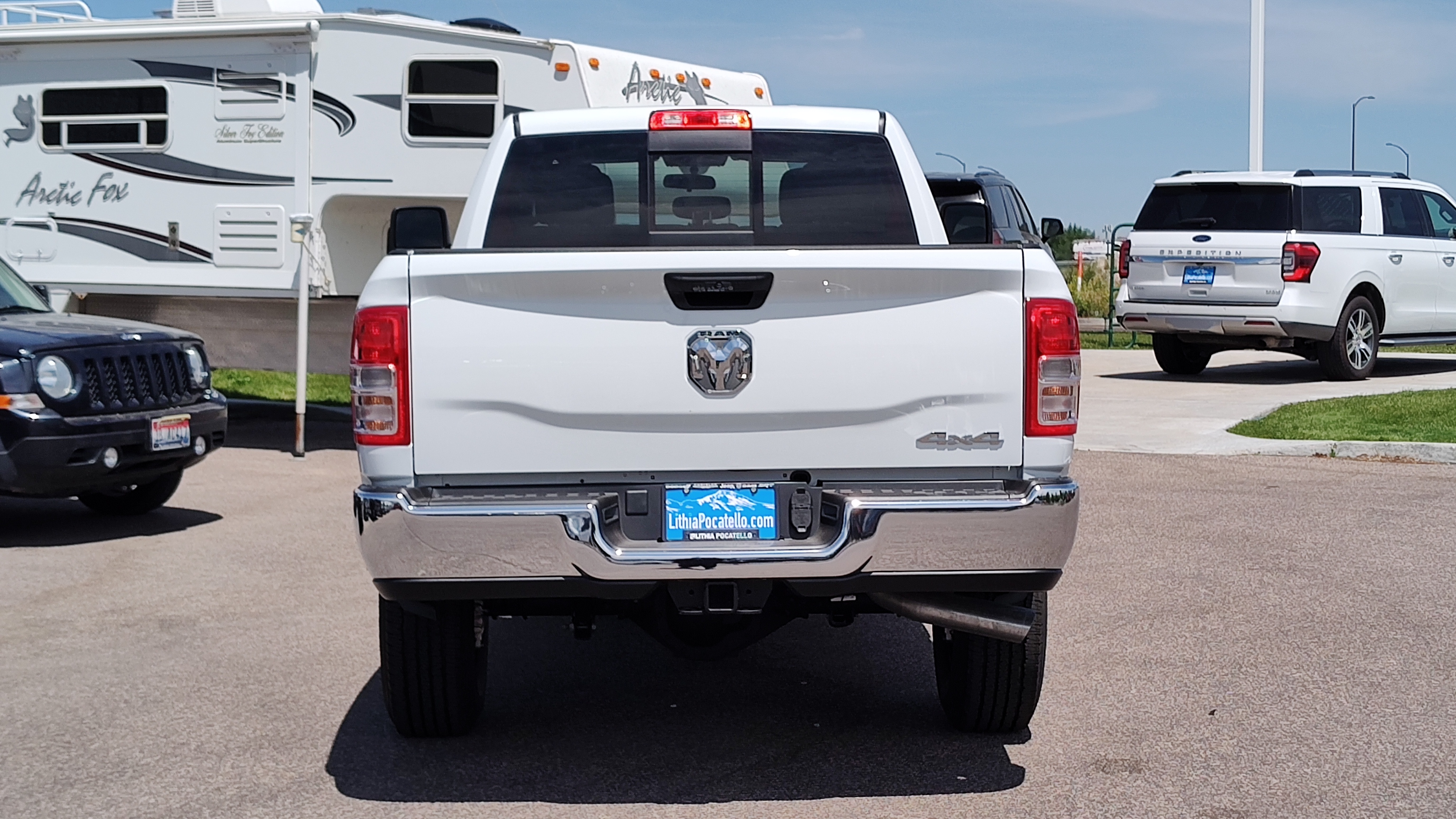 2024 Ram 3500 Tradesman 4x4 Crew Cab 8 Box 5