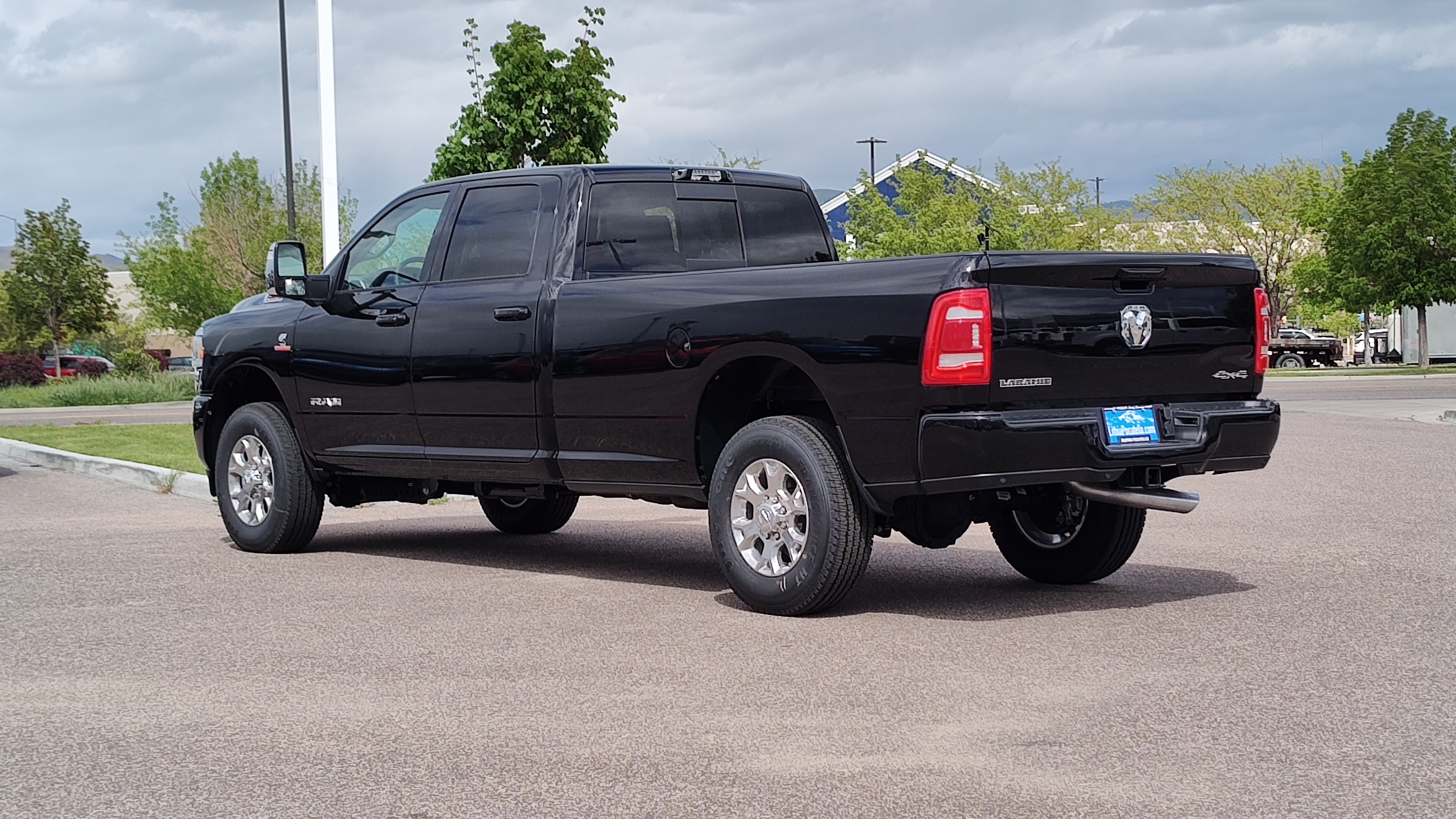 2024 Ram 3500 Laramie 4x4 Crew Cab 8 Box 4