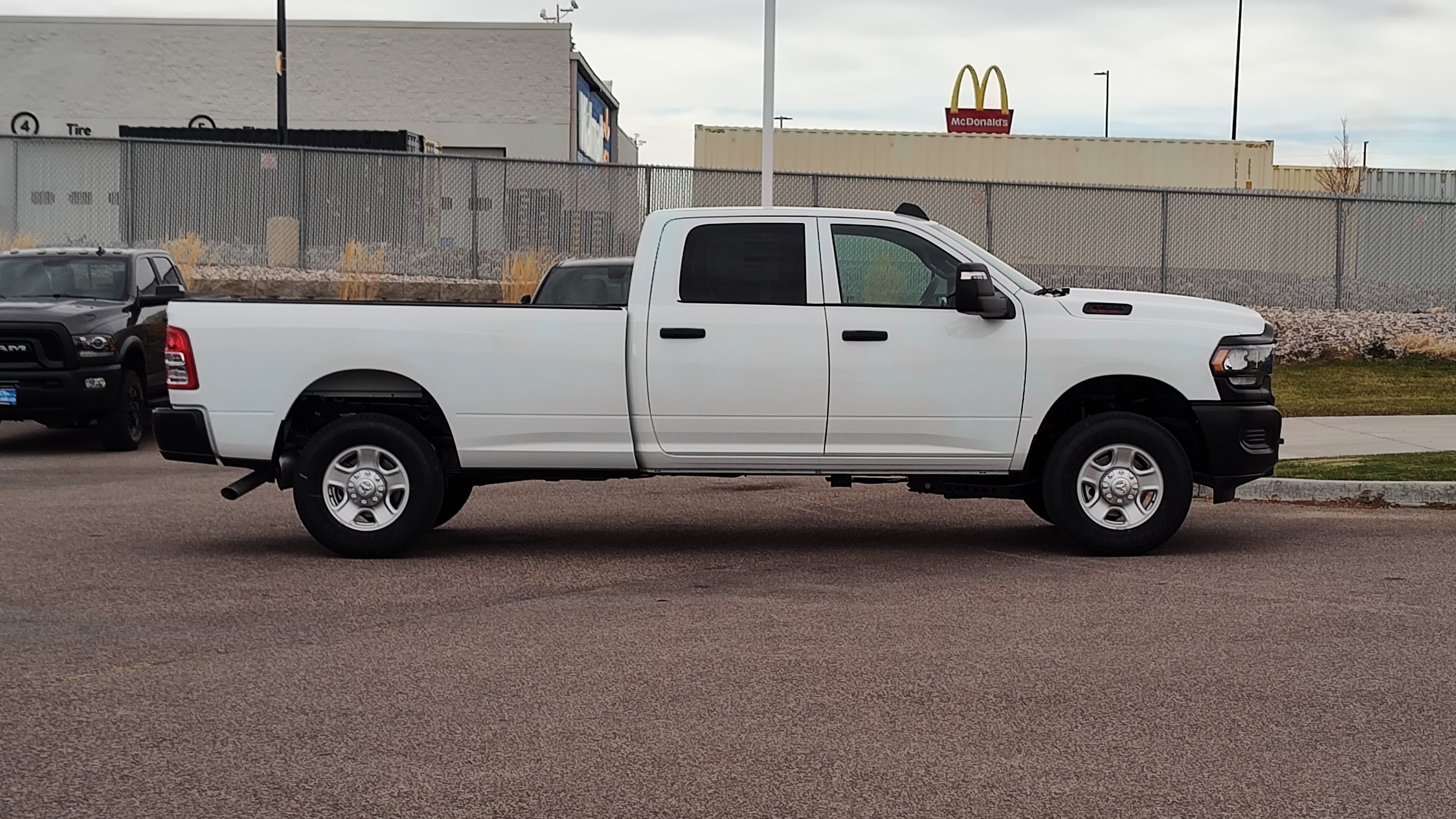 2024 Ram 3500 Tradesman 4x4 Crew Cab 8 Box 24