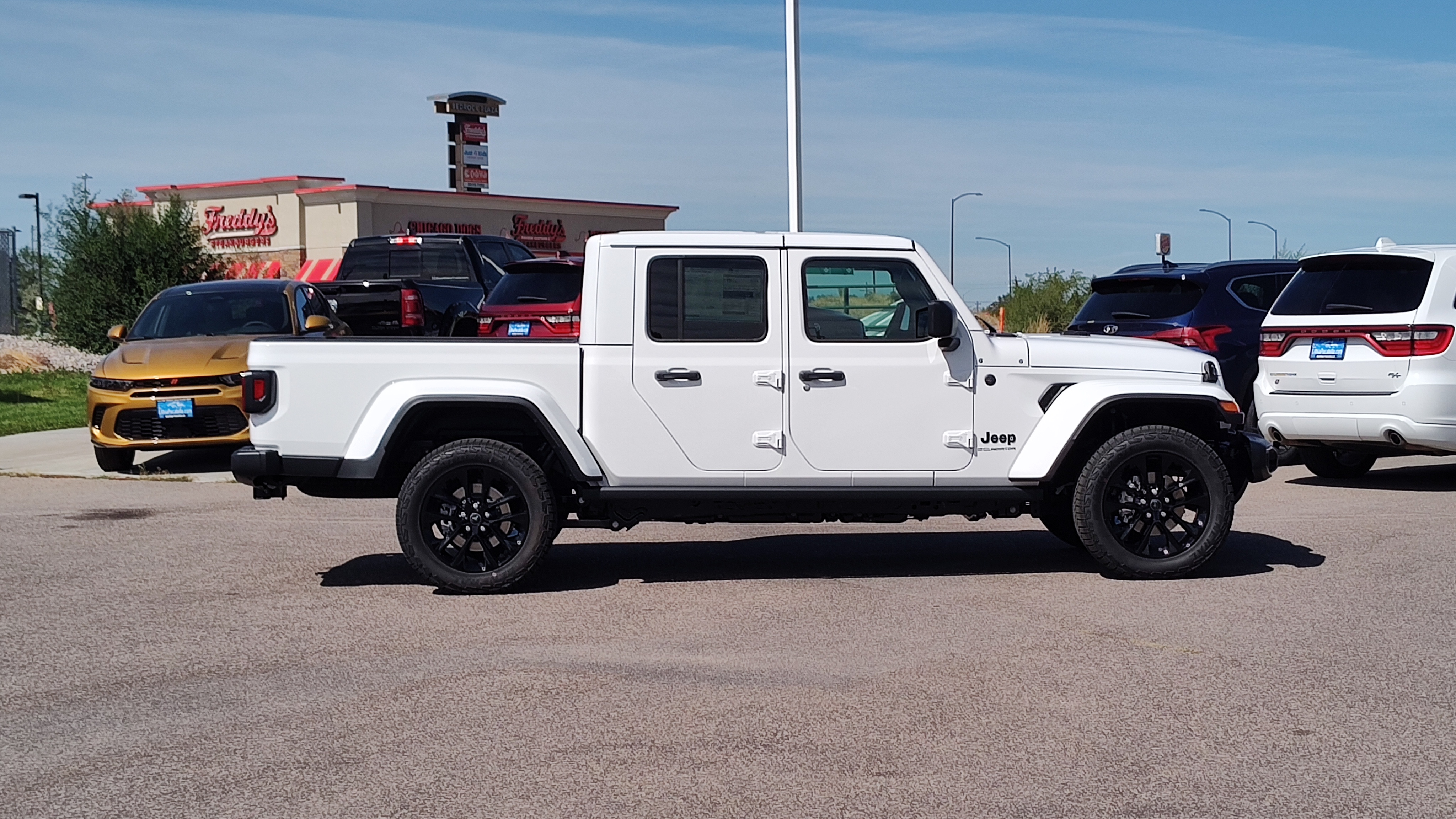 2024 Jeep Gladiator 4x4 23