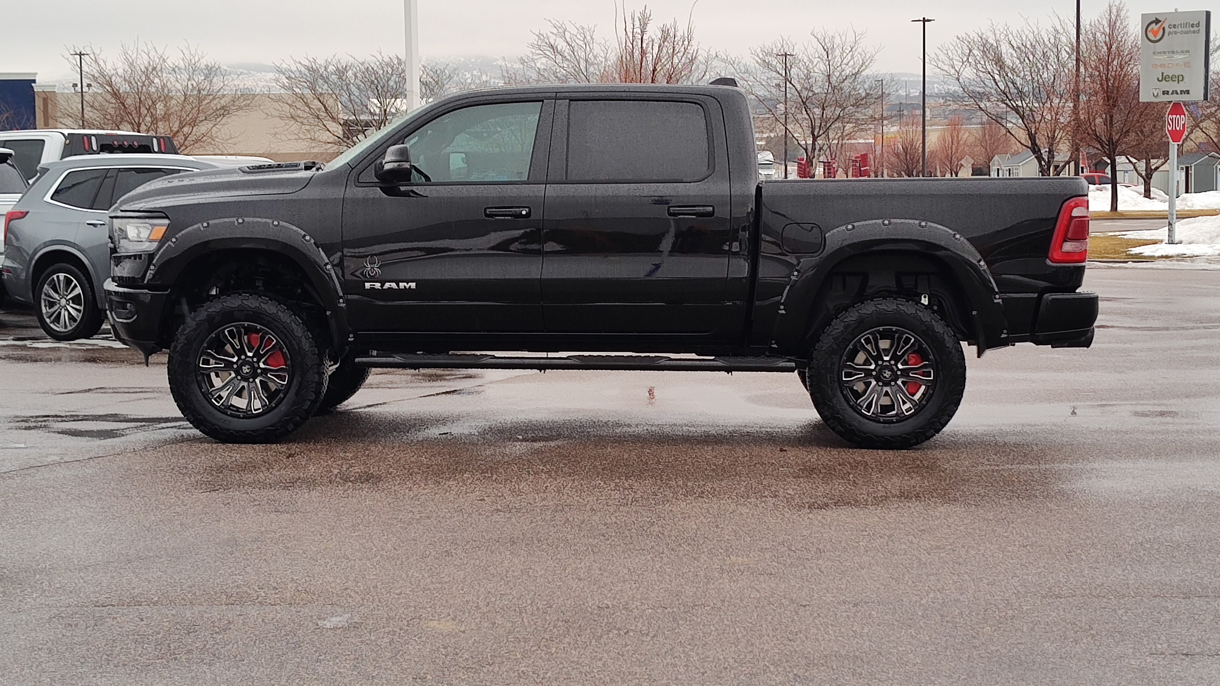 2024 Ram 1500 Laramie 4x4 Crew Cab 57 Box 3