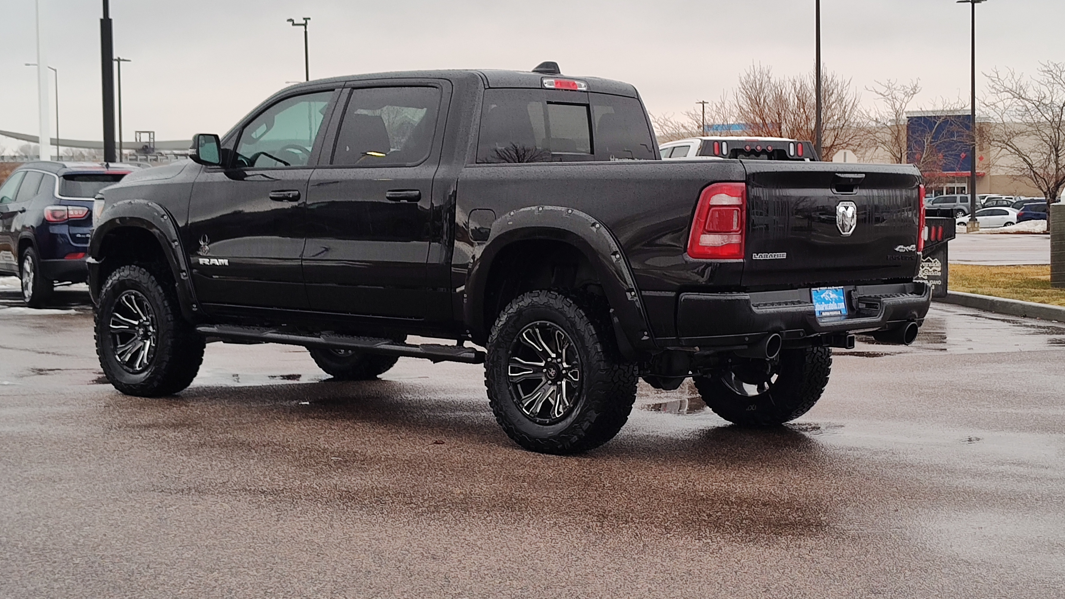 2024 Ram 1500 Laramie 4x4 Crew Cab 57 Box 4