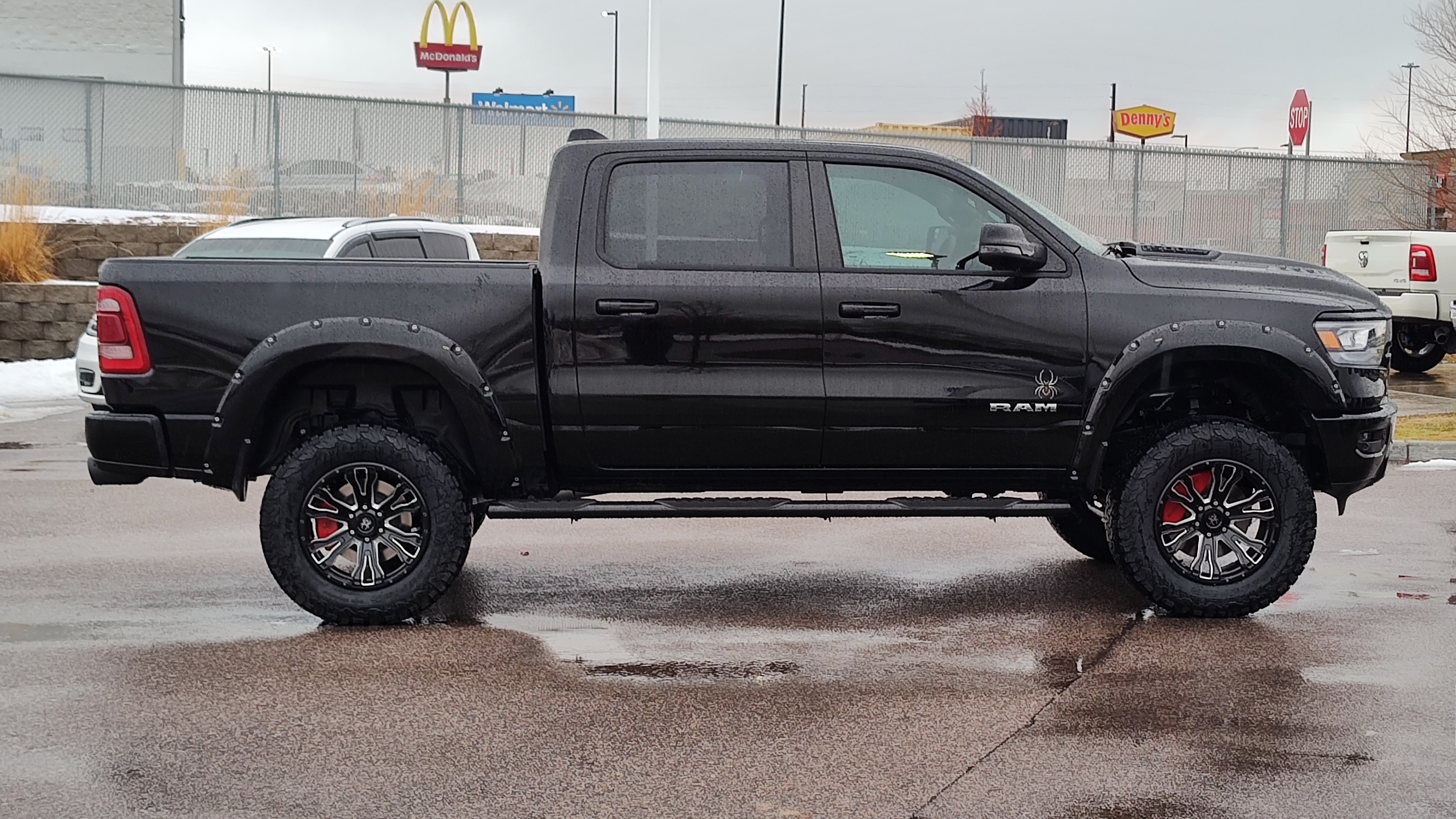 2024 Ram 1500 Laramie 4x4 Crew Cab 57 Box 26