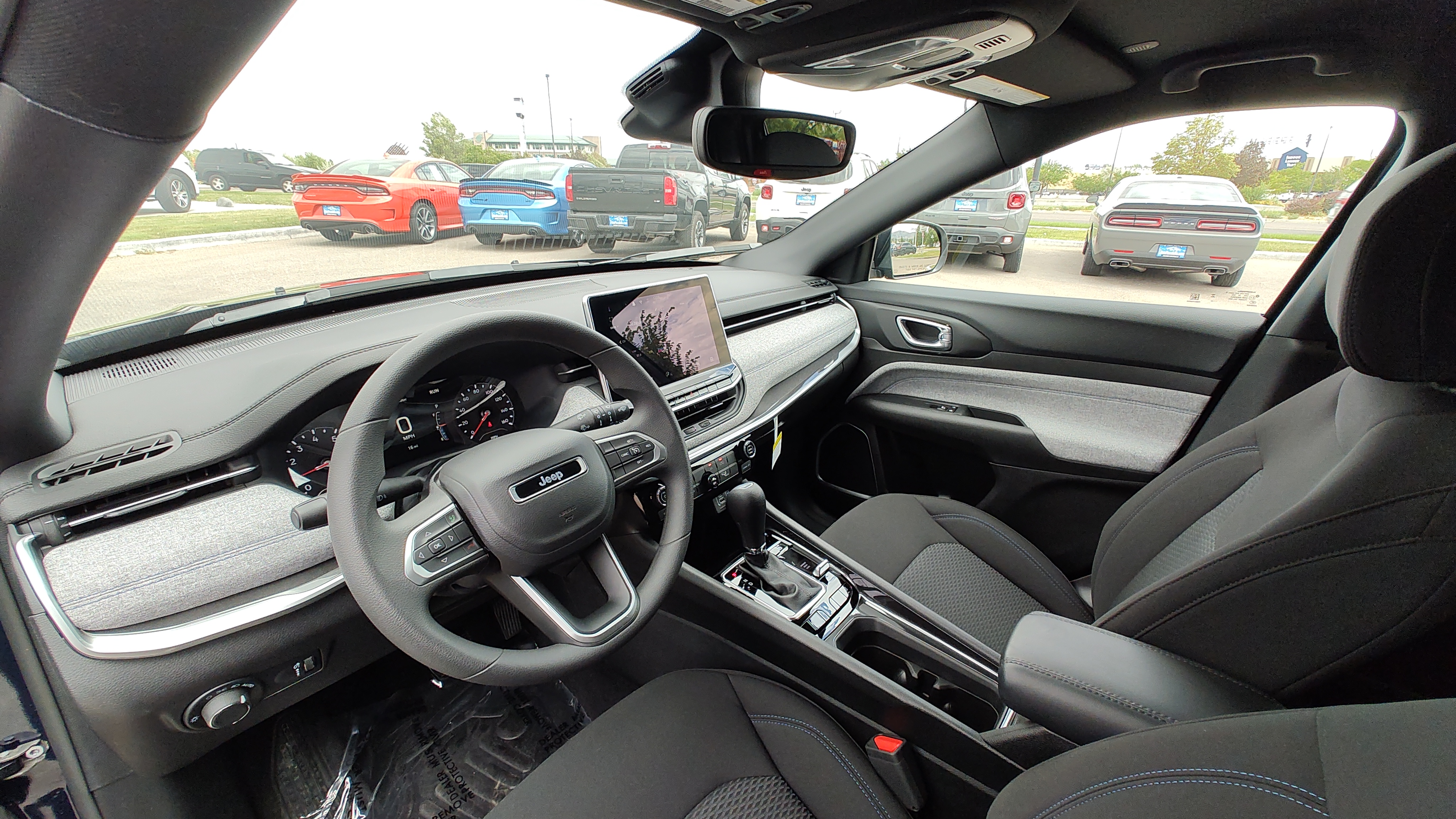 2024 Jeep Compass Sport 2