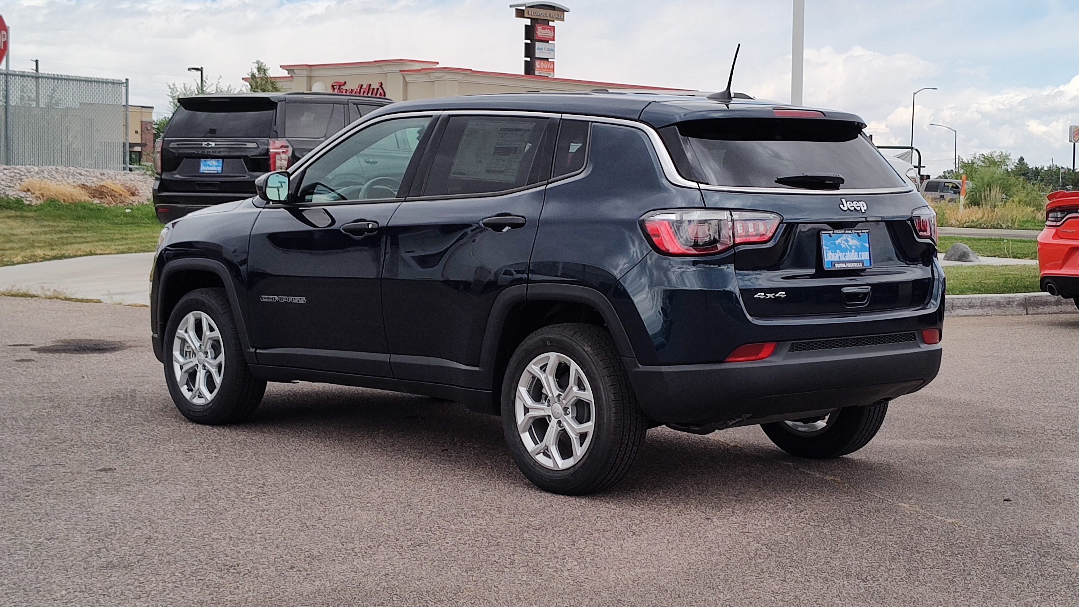 2024 Jeep Compass Sport 4