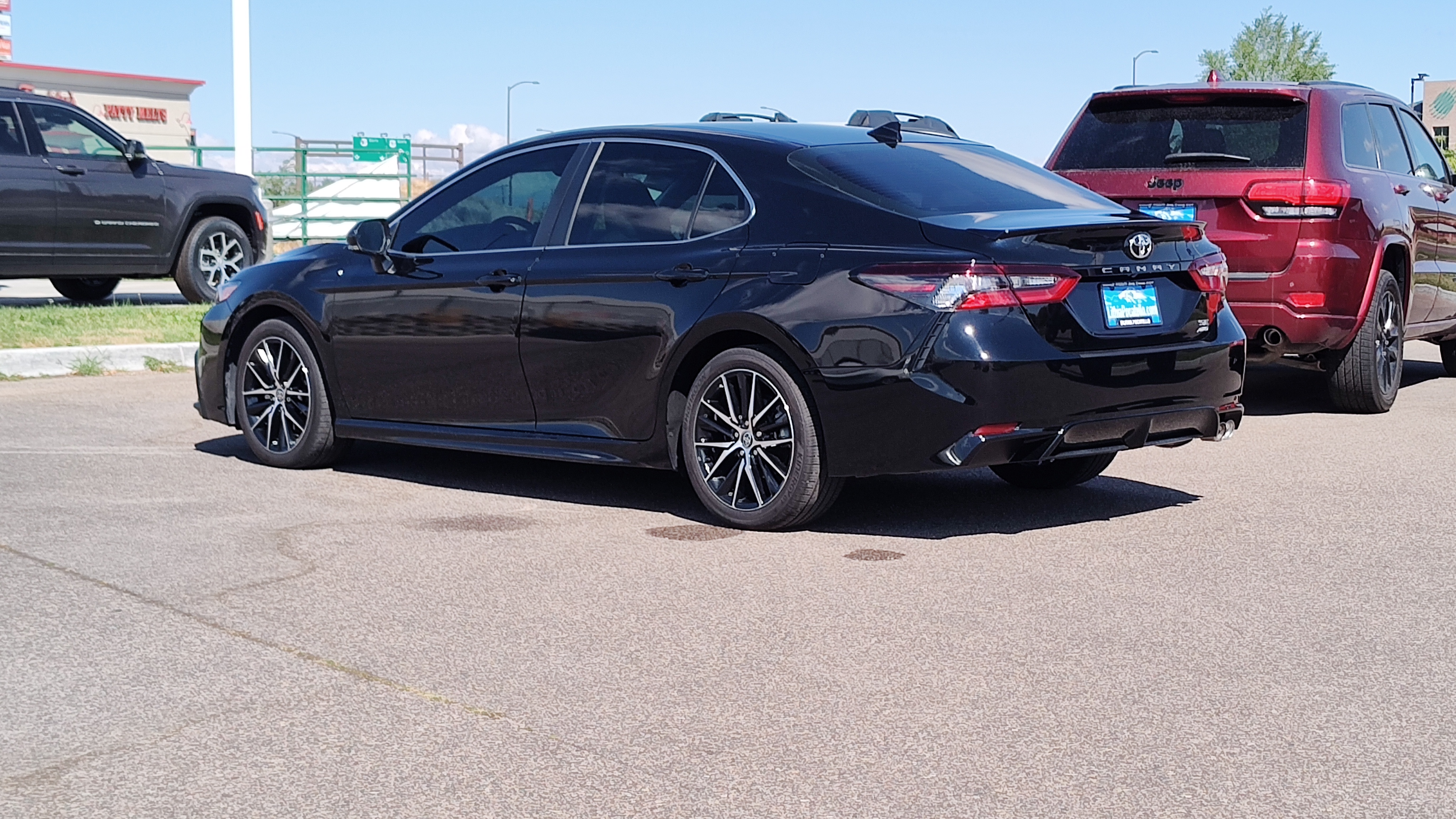 2024 Toyota Camry SE 4