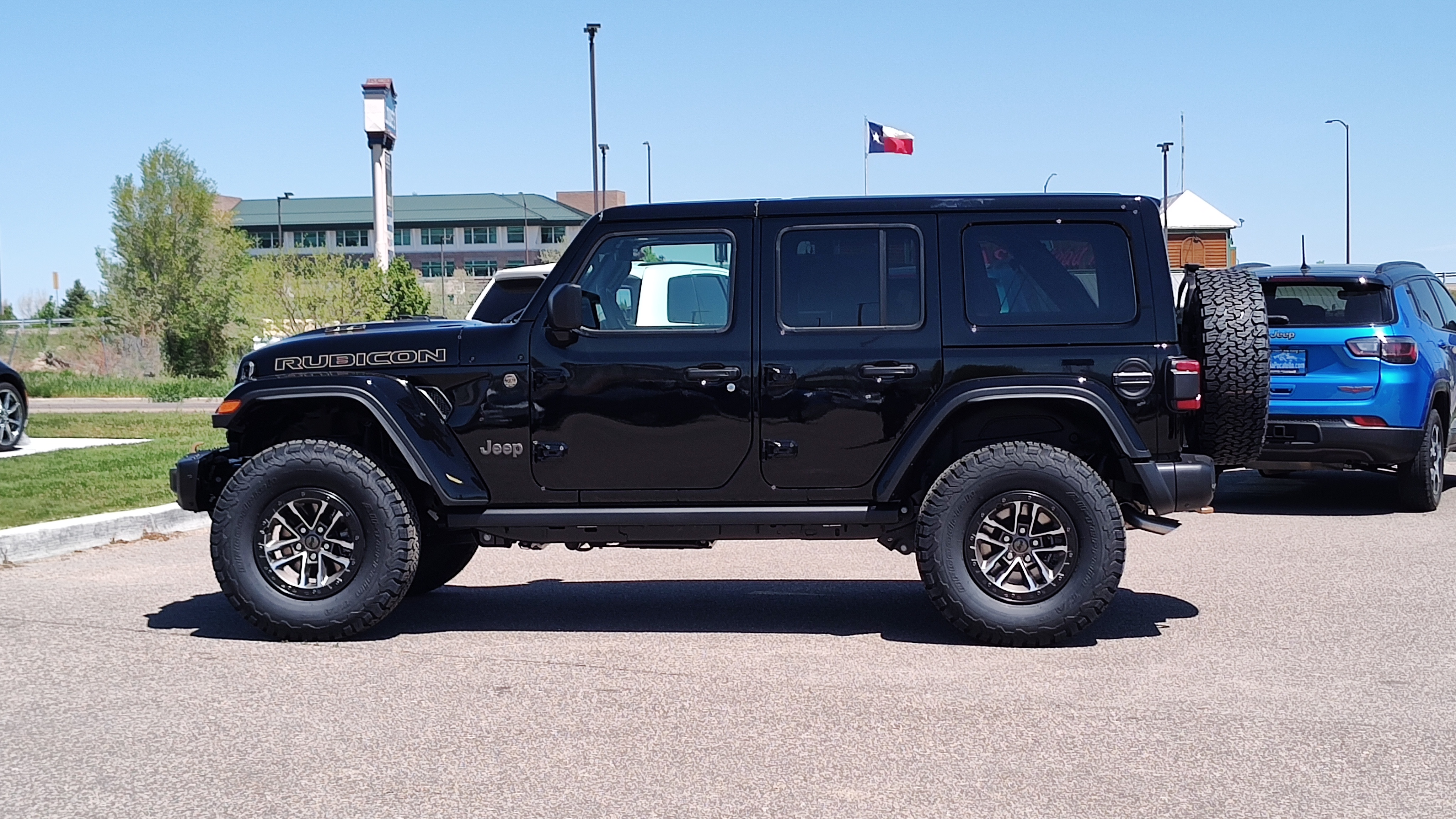 2024 Jeep Wrangler Rubicon 392 3