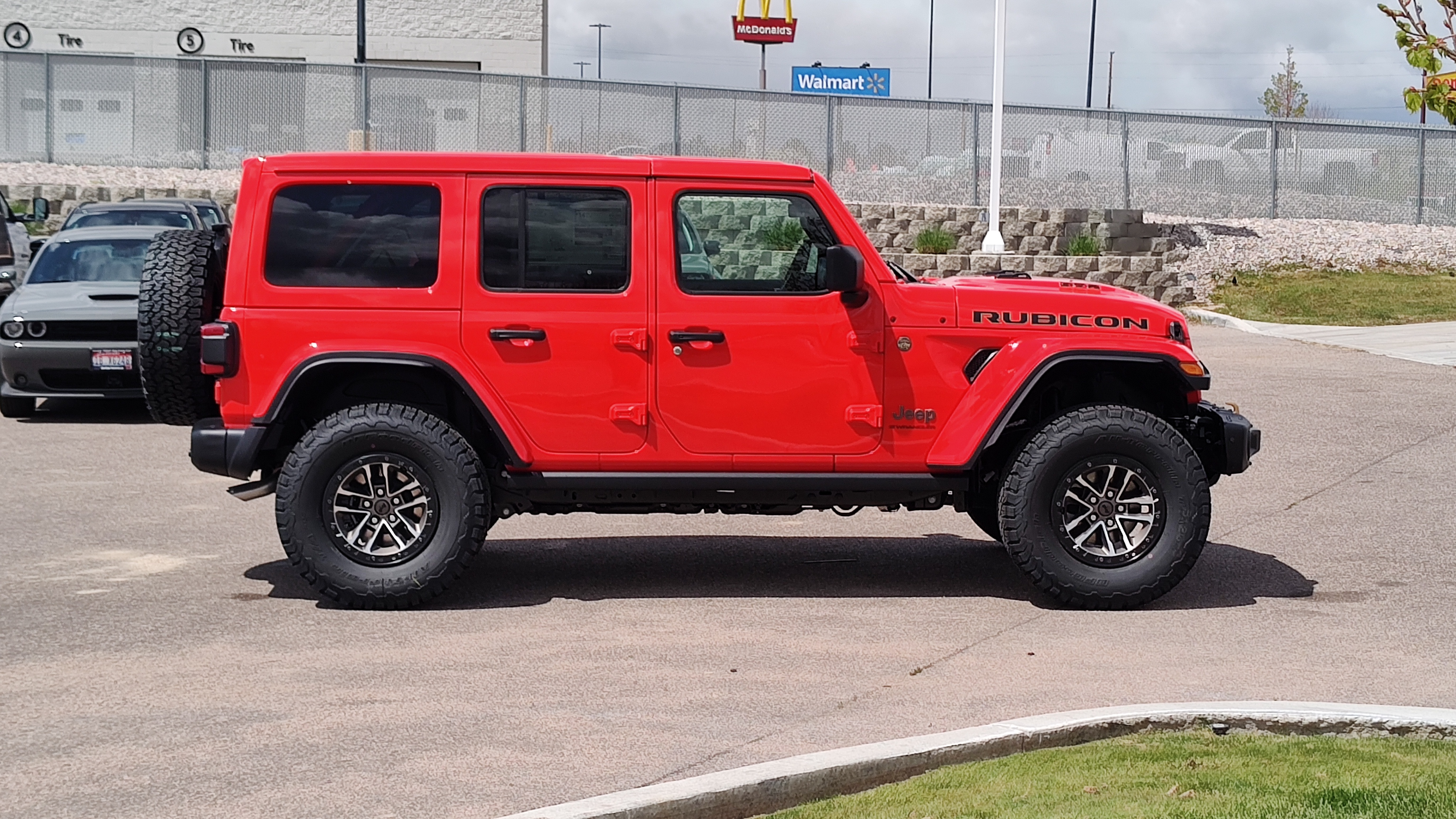 2024 Jeep Wrangler Rubicon 392 26