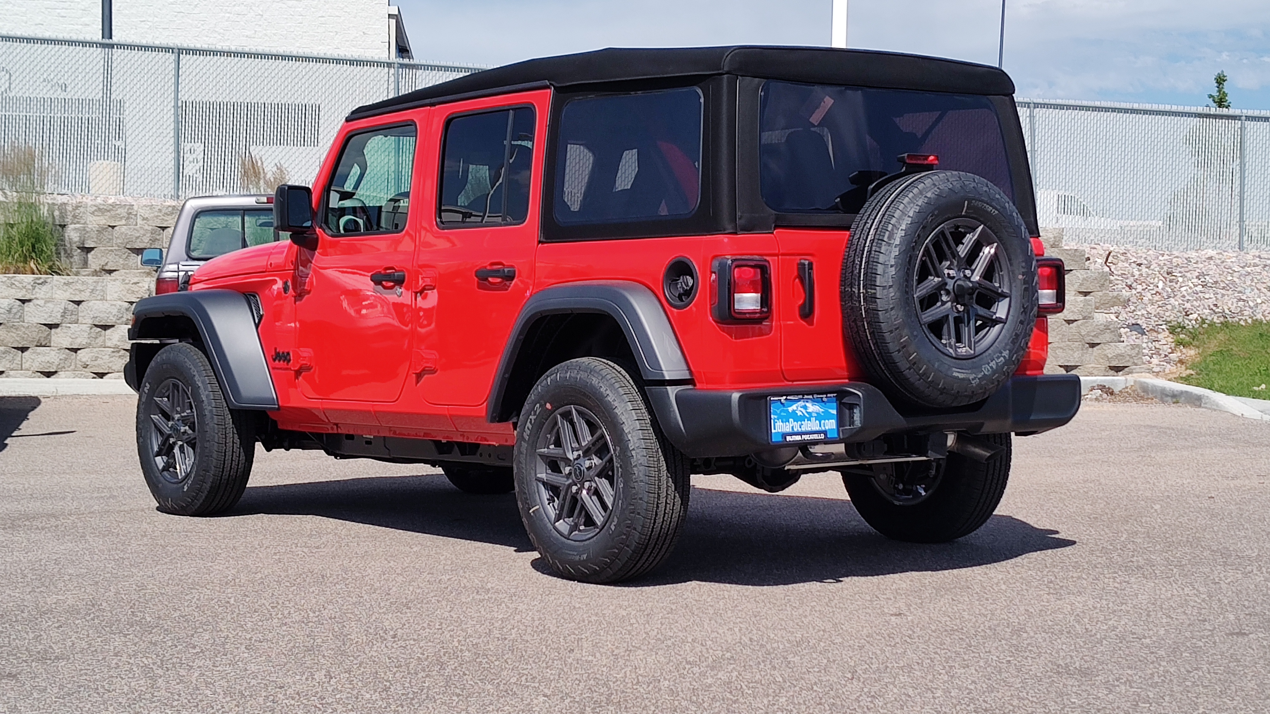 2024 Jeep Wrangler  4