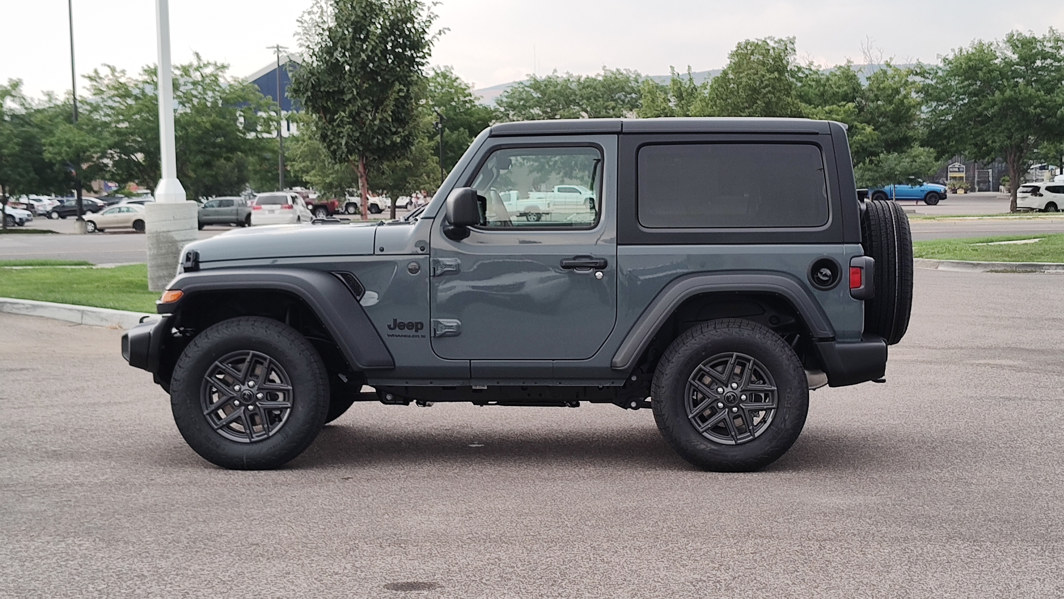 2024 Jeep Wrangler Sport S 3